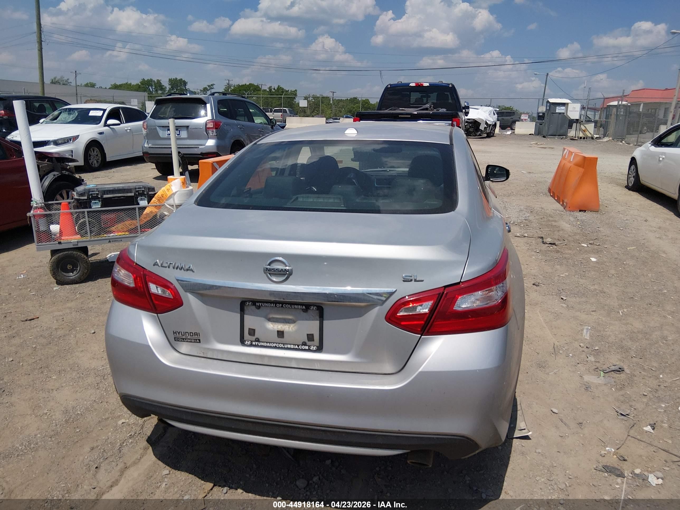 2017 Nissan Altima 2.5 Sl Серебряный vin: 1N4AL3AP3HC175030