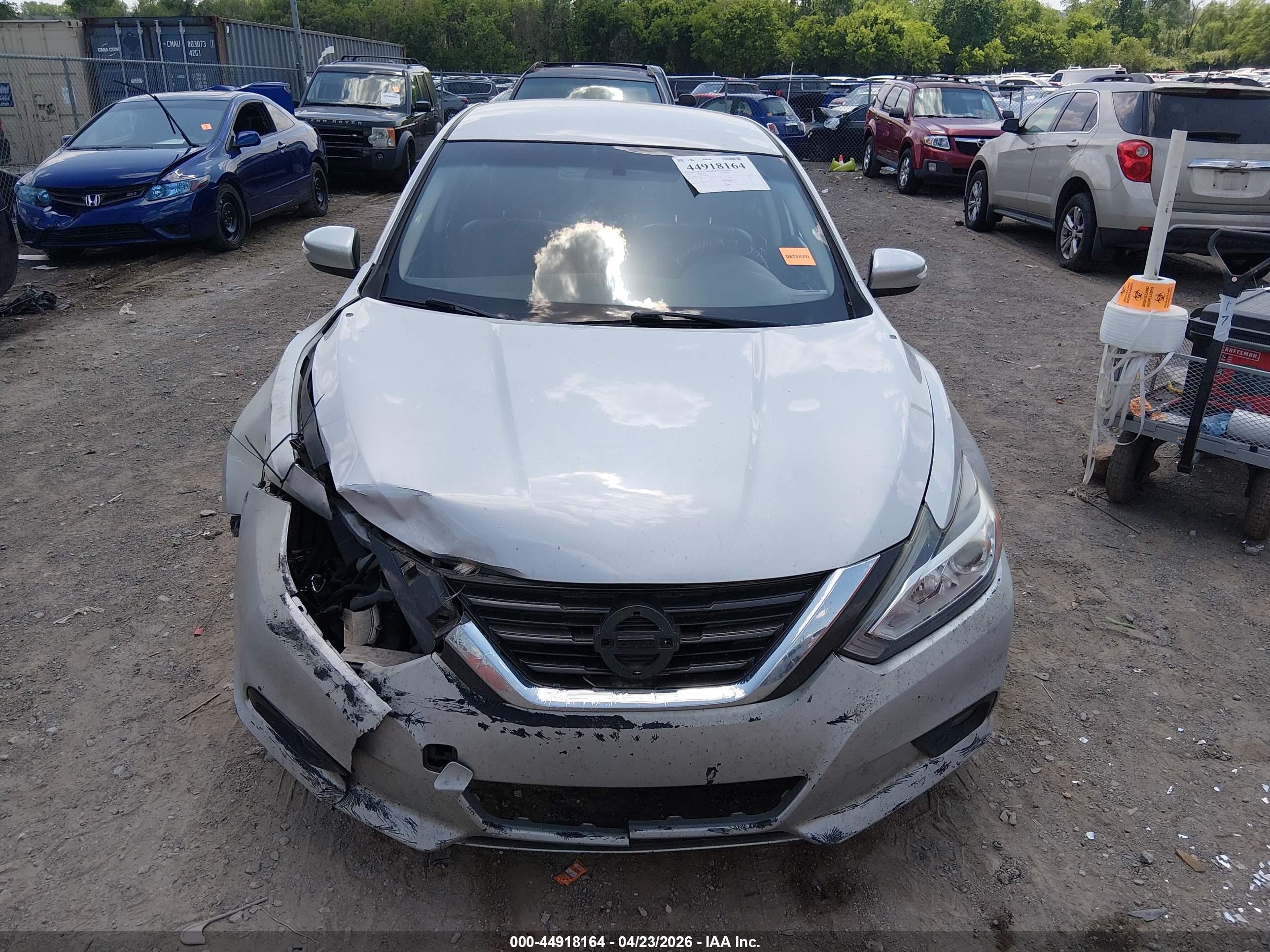 2017 Nissan Altima 2.5 Sl Серебряный vin: 1N4AL3AP3HC175030