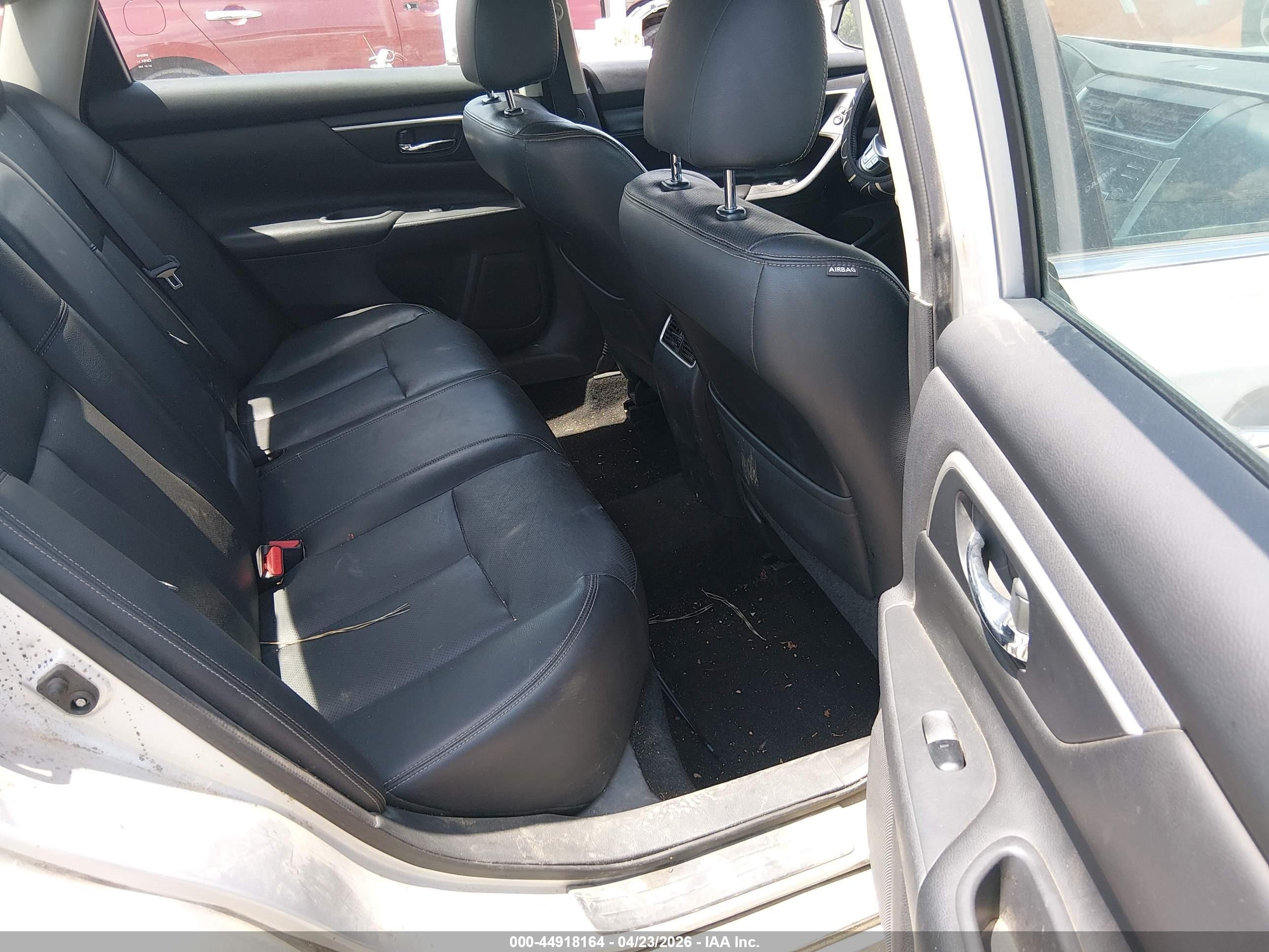 2017 Nissan Altima 2.5 Sl Серебряный vin: 1N4AL3AP3HC175030