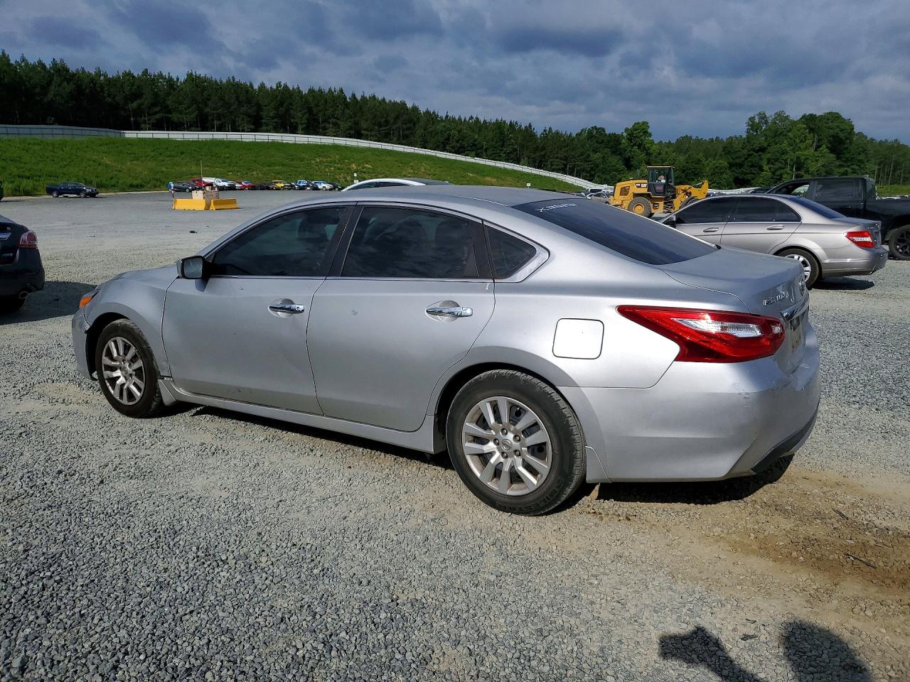2017 Nissan Altima 2.5 S Silver vin: 1N4AL3AP3HC229474