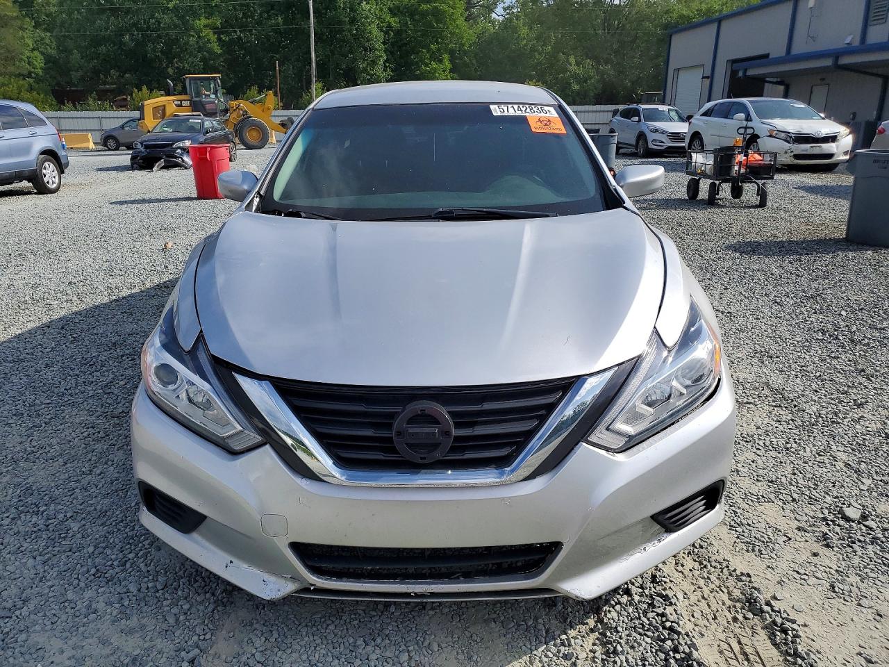 2017 Nissan Altima 2.5 S Silver vin: 1N4AL3AP3HC229474