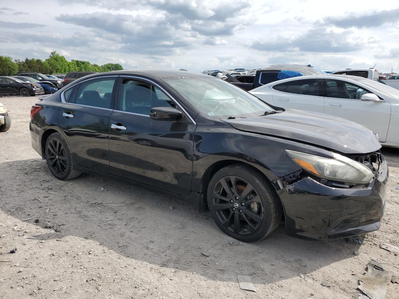 2017 Nissan Altima 2.5 Черный vin: 1N4AL3AP3HC488160