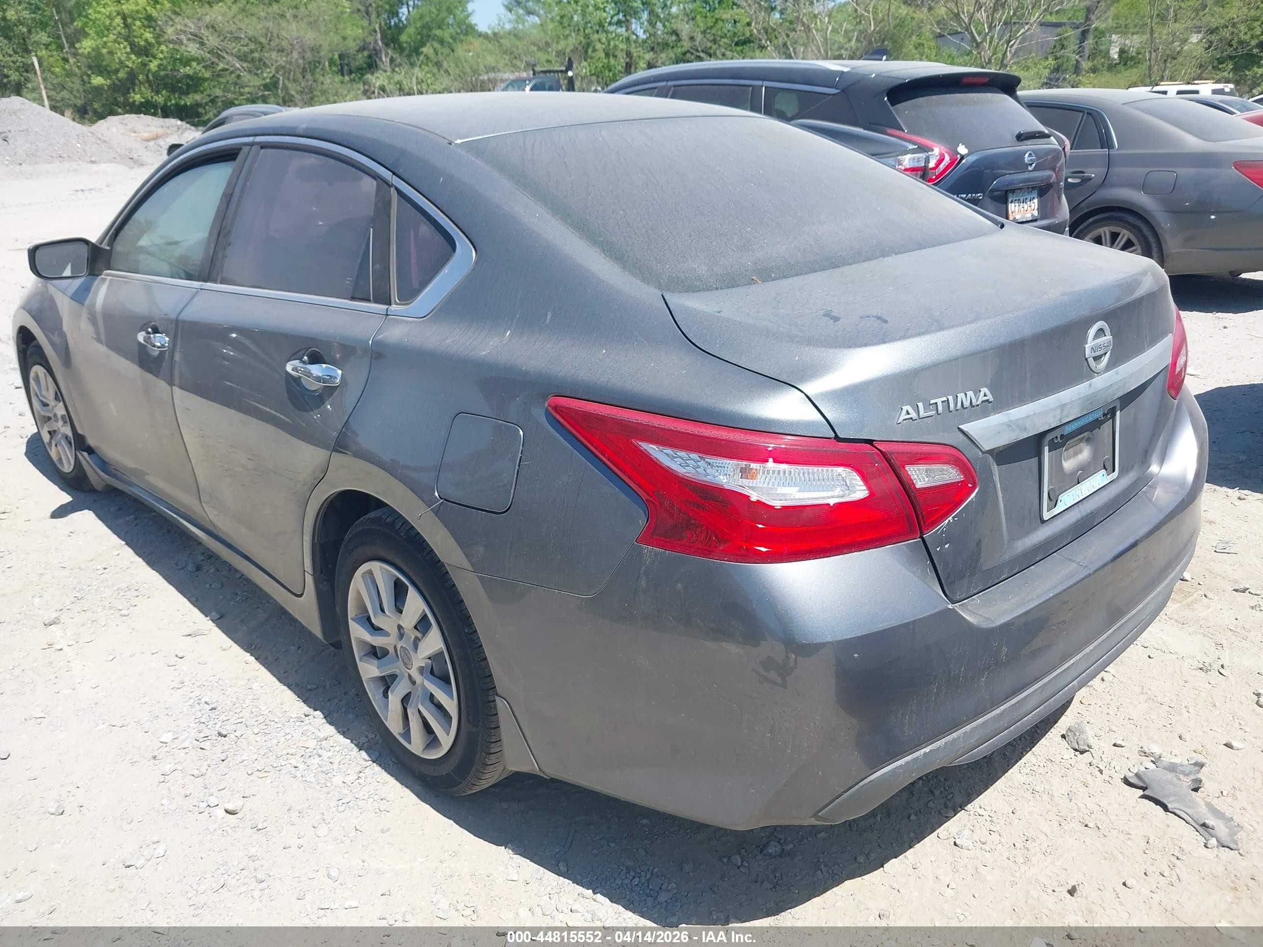 2017 Nissan Altima 2.5 S Серый vin: 1N4AL3AP3HC490510