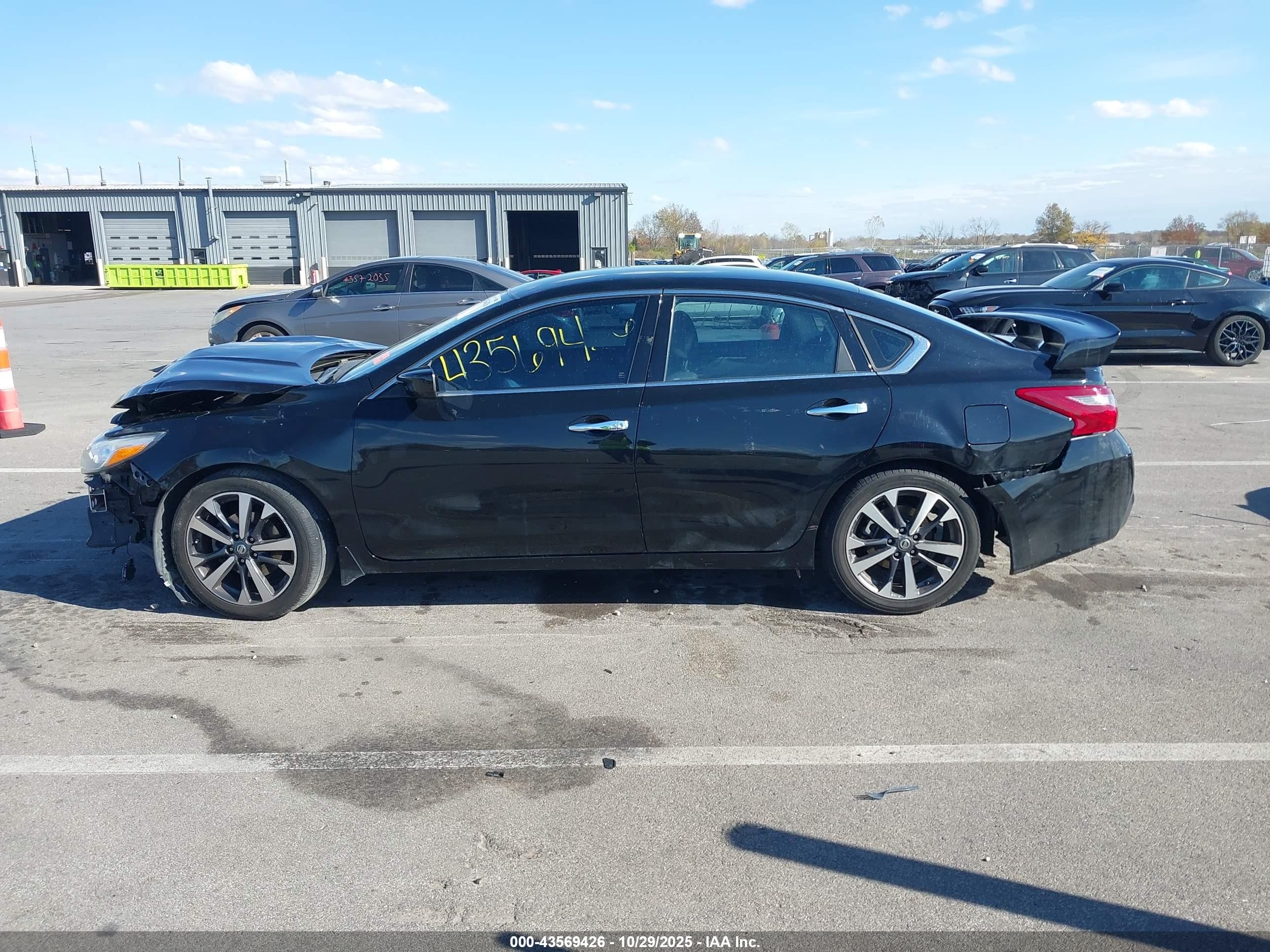 2018 Nissan Altima 2.5 S Черный vin: 1N4AL3AP3JC131521