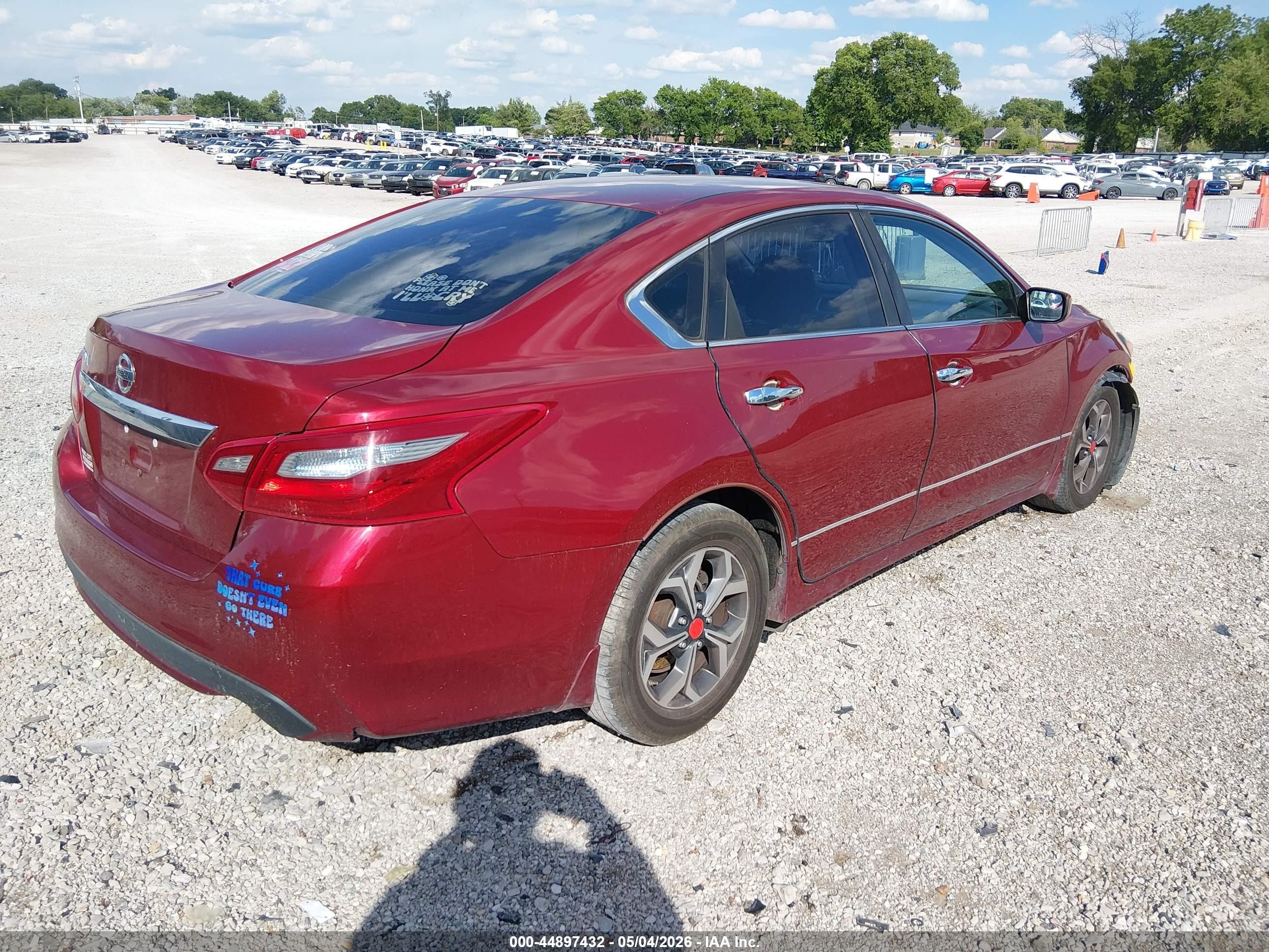 2018 Nissan Altima 2.5 S Темно-бордовый vin: 1N4AL3AP3JC189466