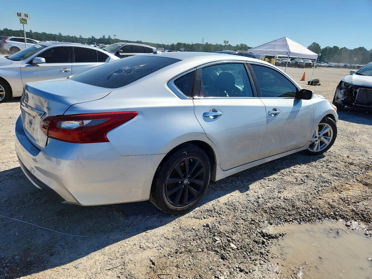 2018 Nissan Altima 2.5 Sv Silver vin: 1N4AL3AP3JC243672