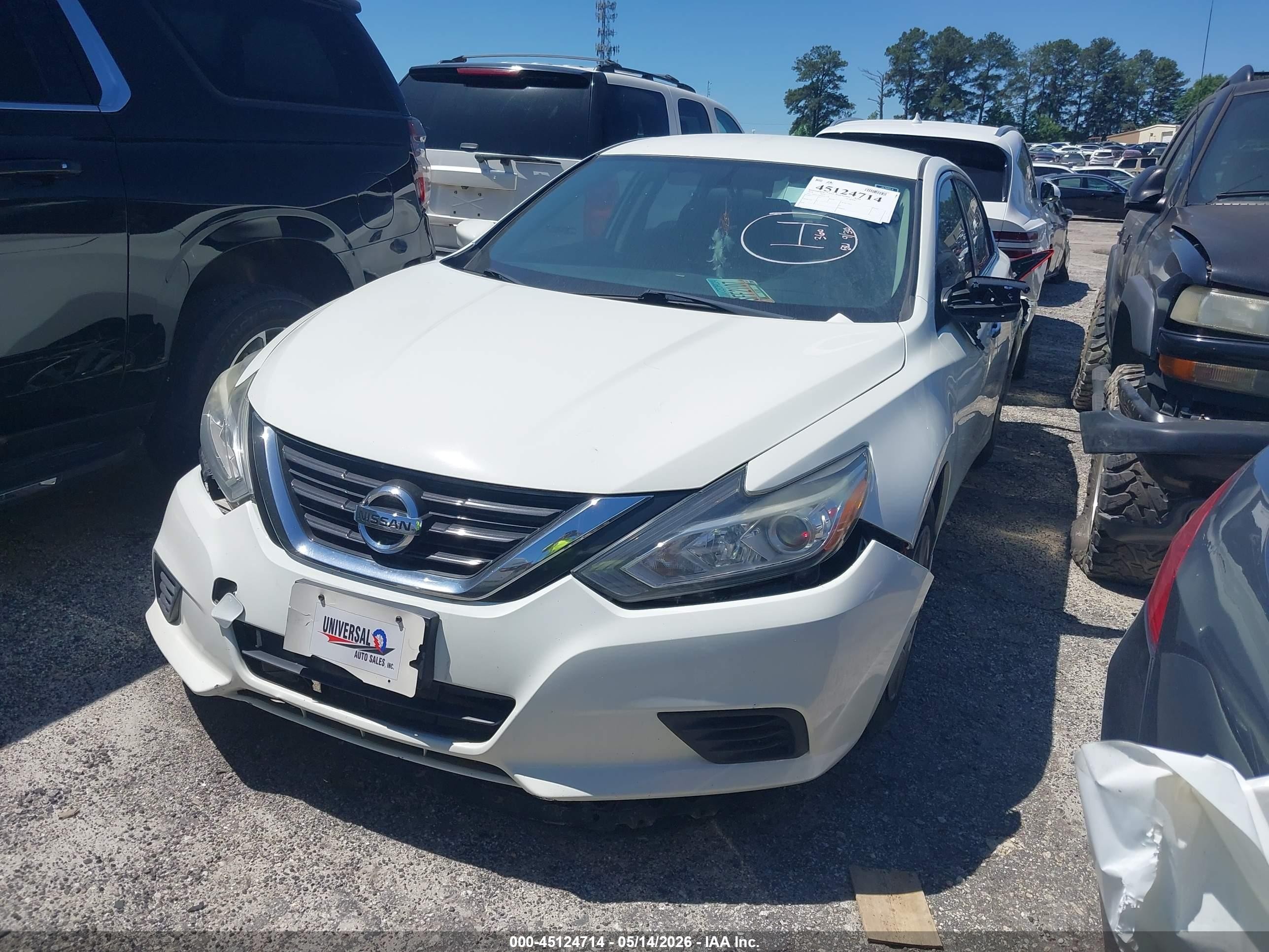 2018 Nissan Altima 2.5 S White vin: 1N4AL3AP3JC247298