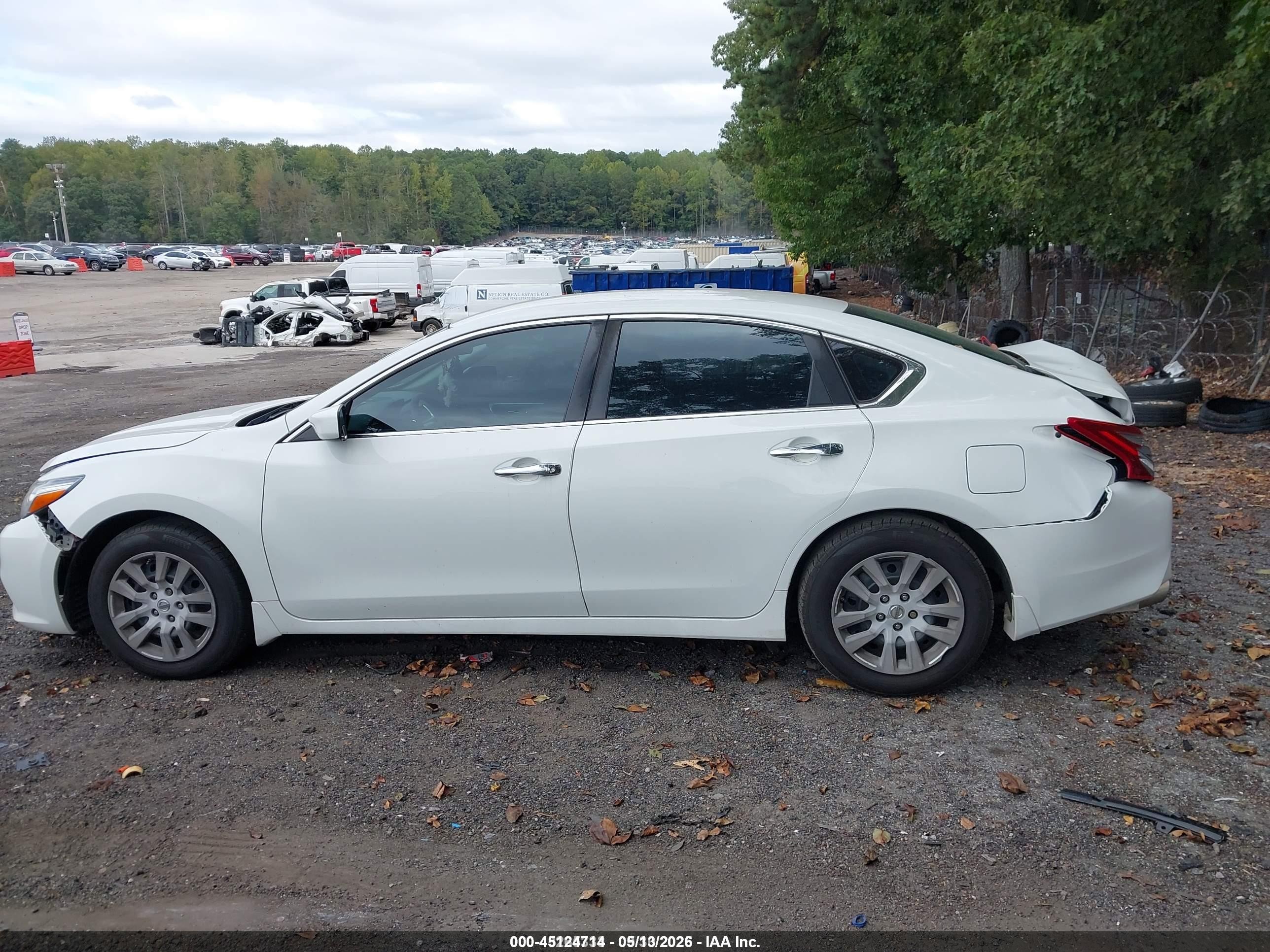 2018 Nissan Altima 2.5 S White vin: 1N4AL3AP3JC247298