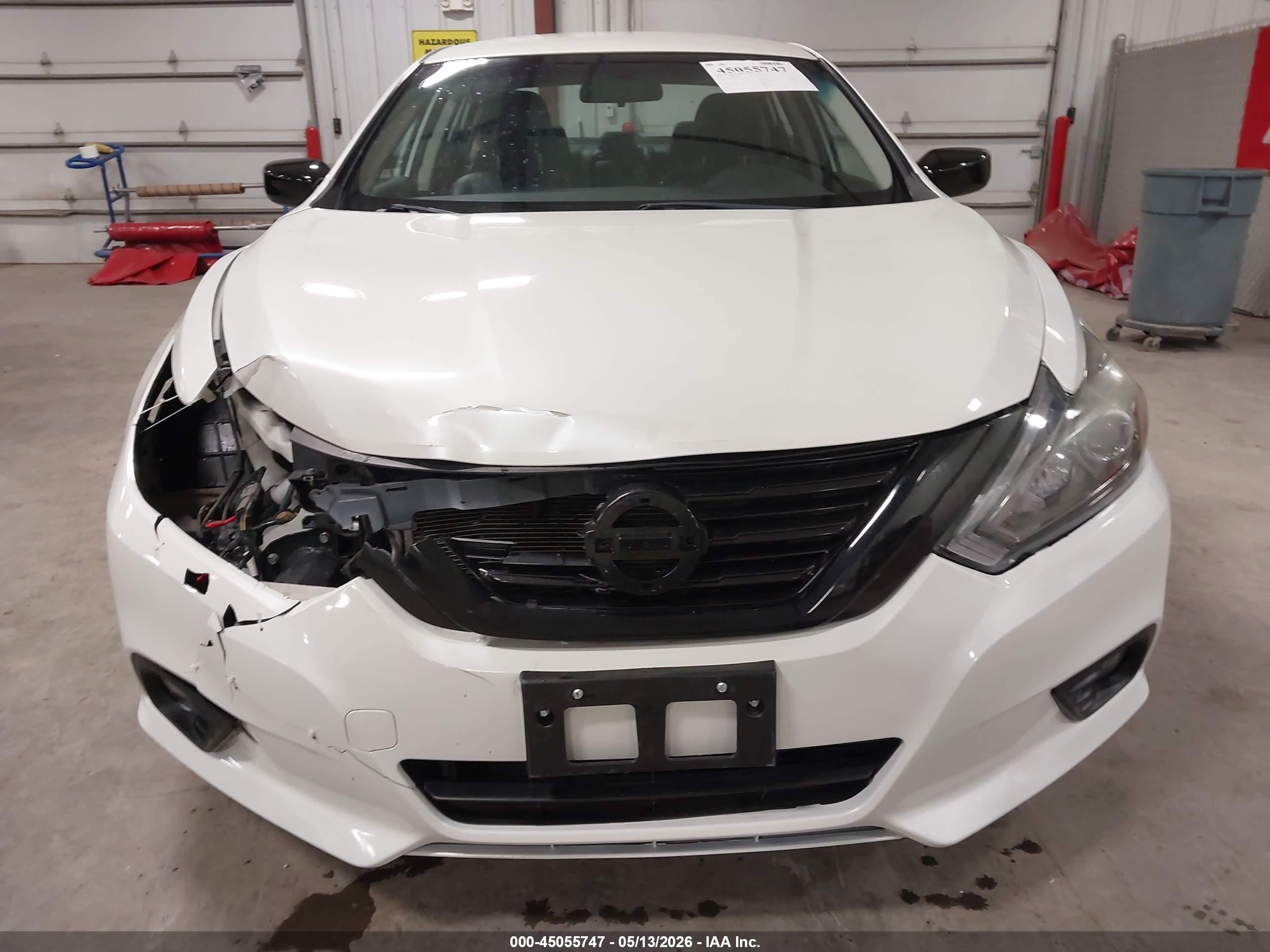 2018 Nissan Altima 2.5 Sr Белый vin: 1N4AL3AP3JC298347