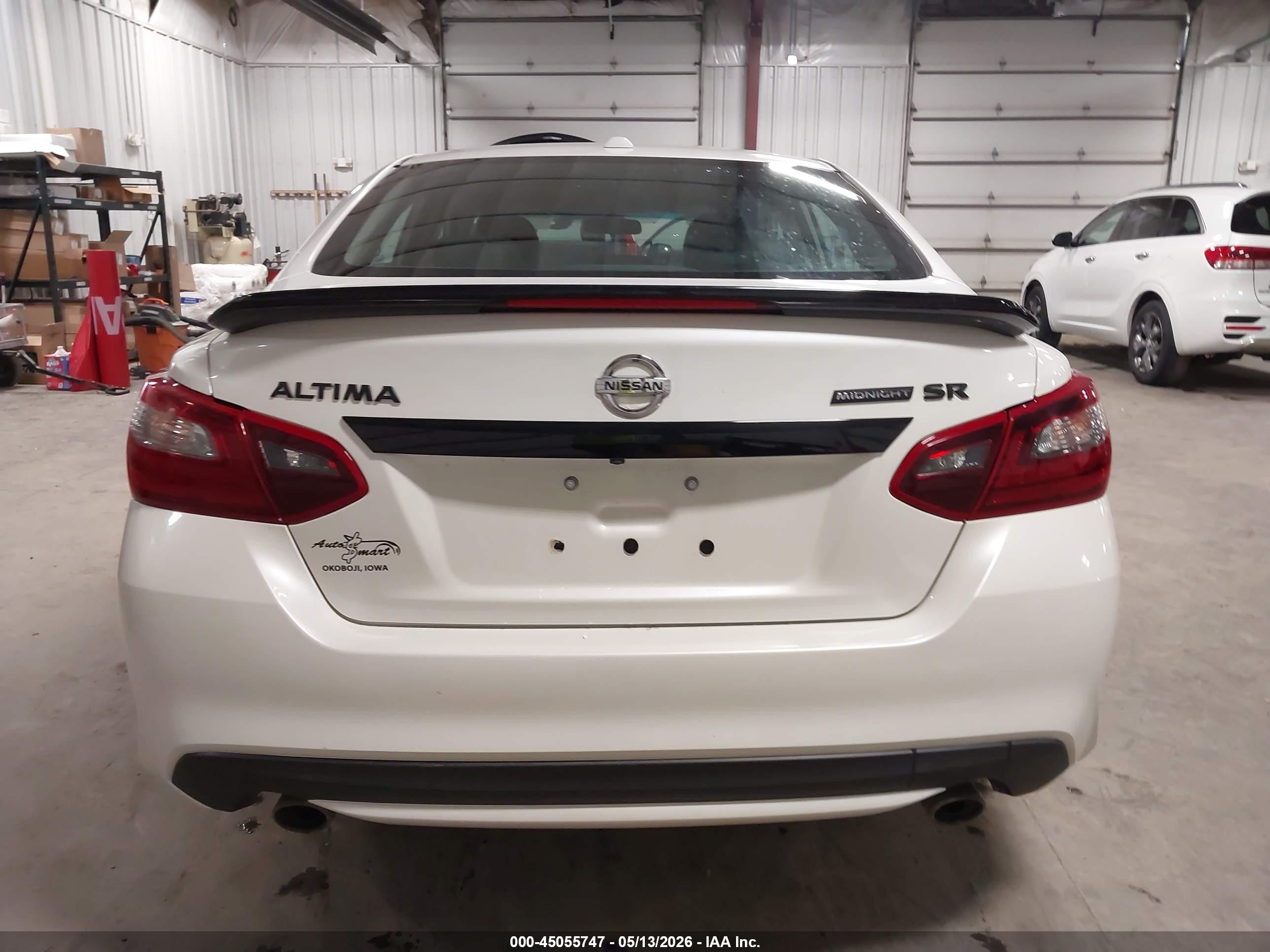 2018 Nissan Altima 2.5 Sr Белый vin: 1N4AL3AP3JC298347