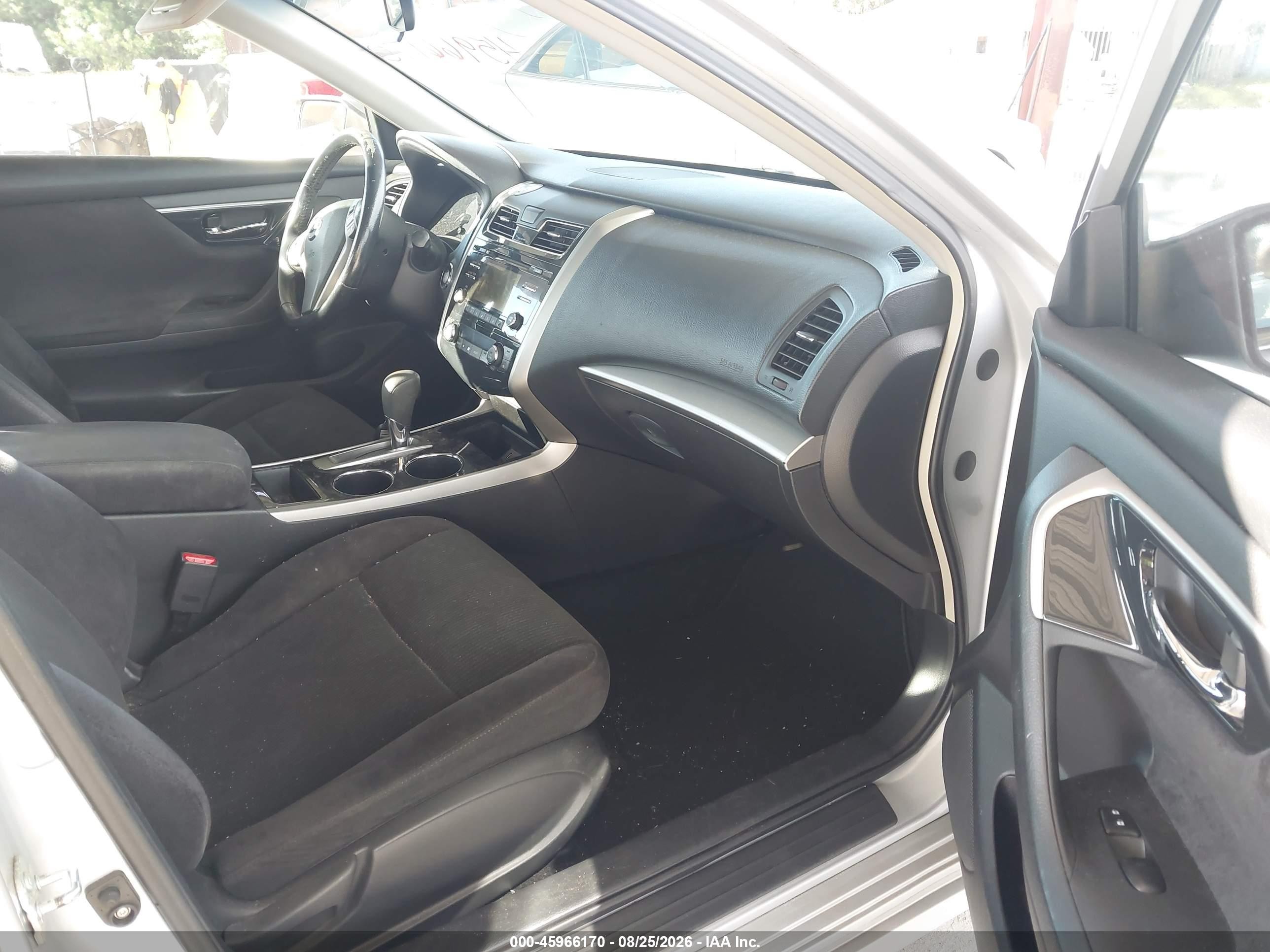 2013 Nissan Altima 2.5 Sv Silver vin: 1N4AL3AP4DC104607