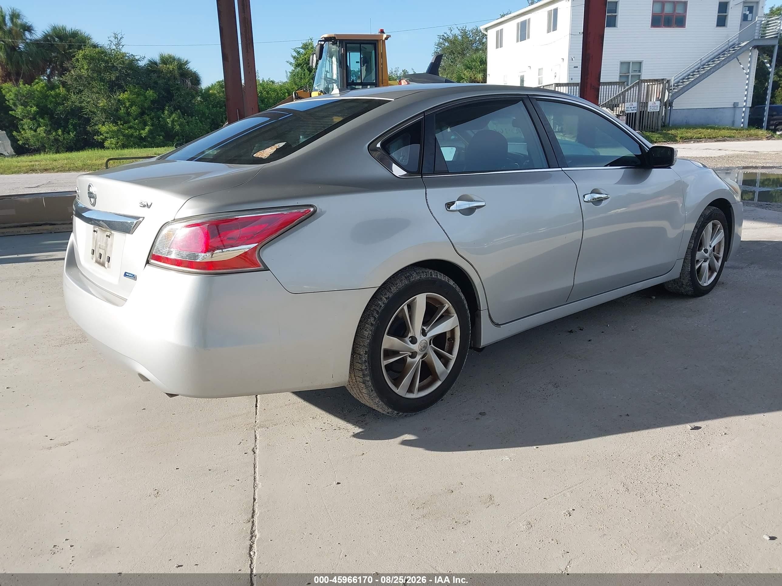 2013 Nissan Altima 2.5 Sv Silver vin: 1N4AL3AP4DC104607