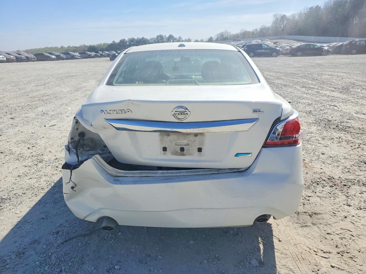 2013 Nissan Altima 2.5 White vin: 1N4AL3AP4DC105241