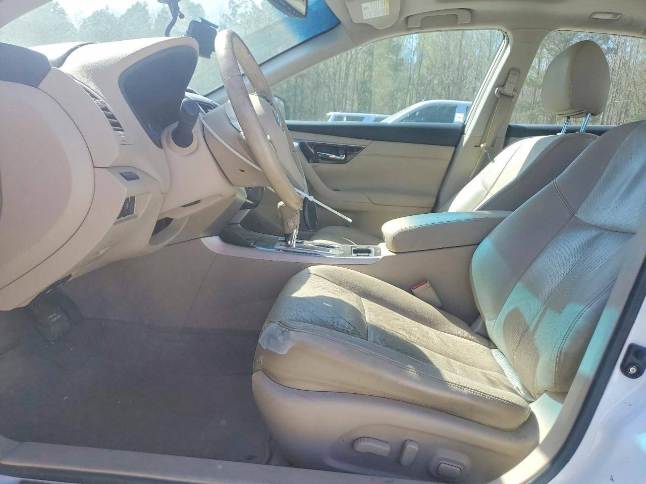 2013 Nissan Altima 2.5 White vin: 1N4AL3AP4DC105241