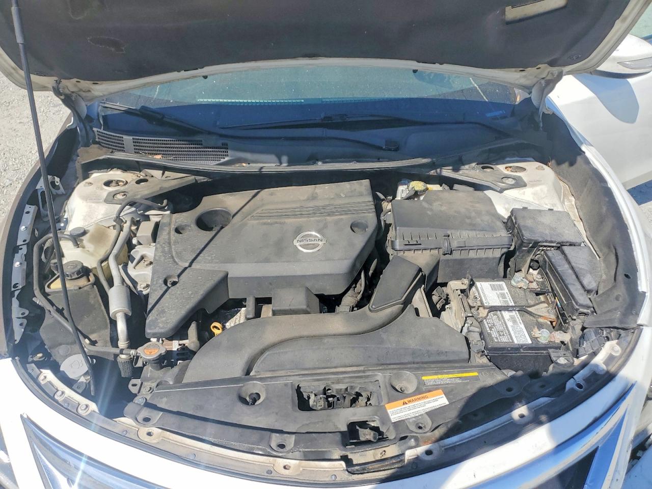 2013 Nissan Altima 2.5 White vin: 1N4AL3AP4DC105241