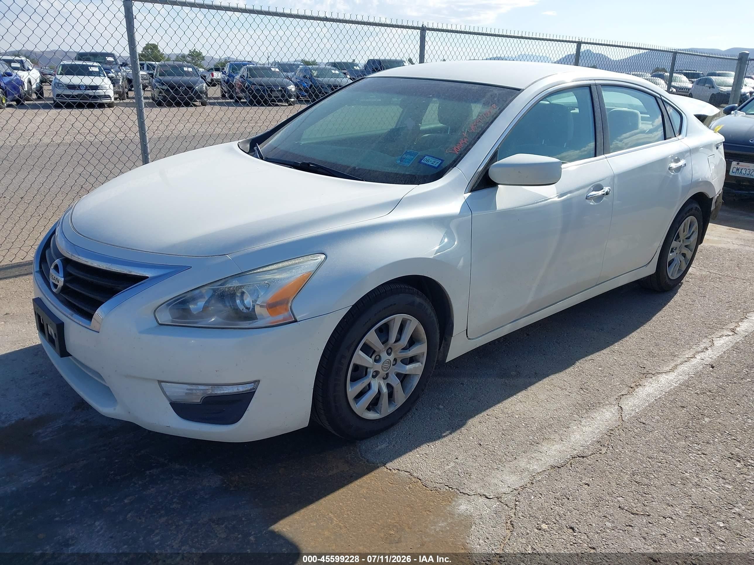 2013 Nissan Altima 2.5 S White vin: 1N4AL3AP4DC106499