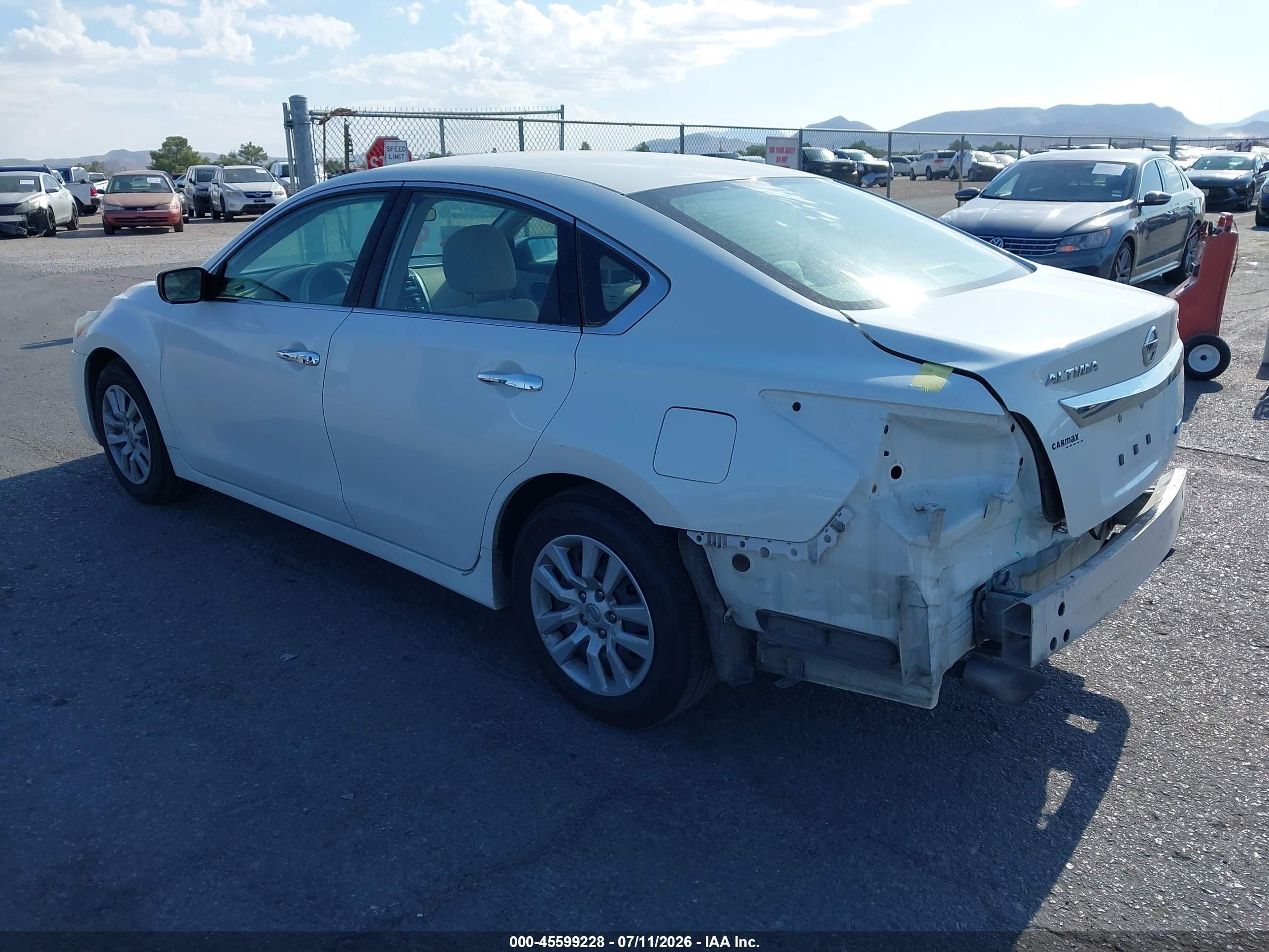 2013 Nissan Altima 2.5 S White vin: 1N4AL3AP4DC106499
