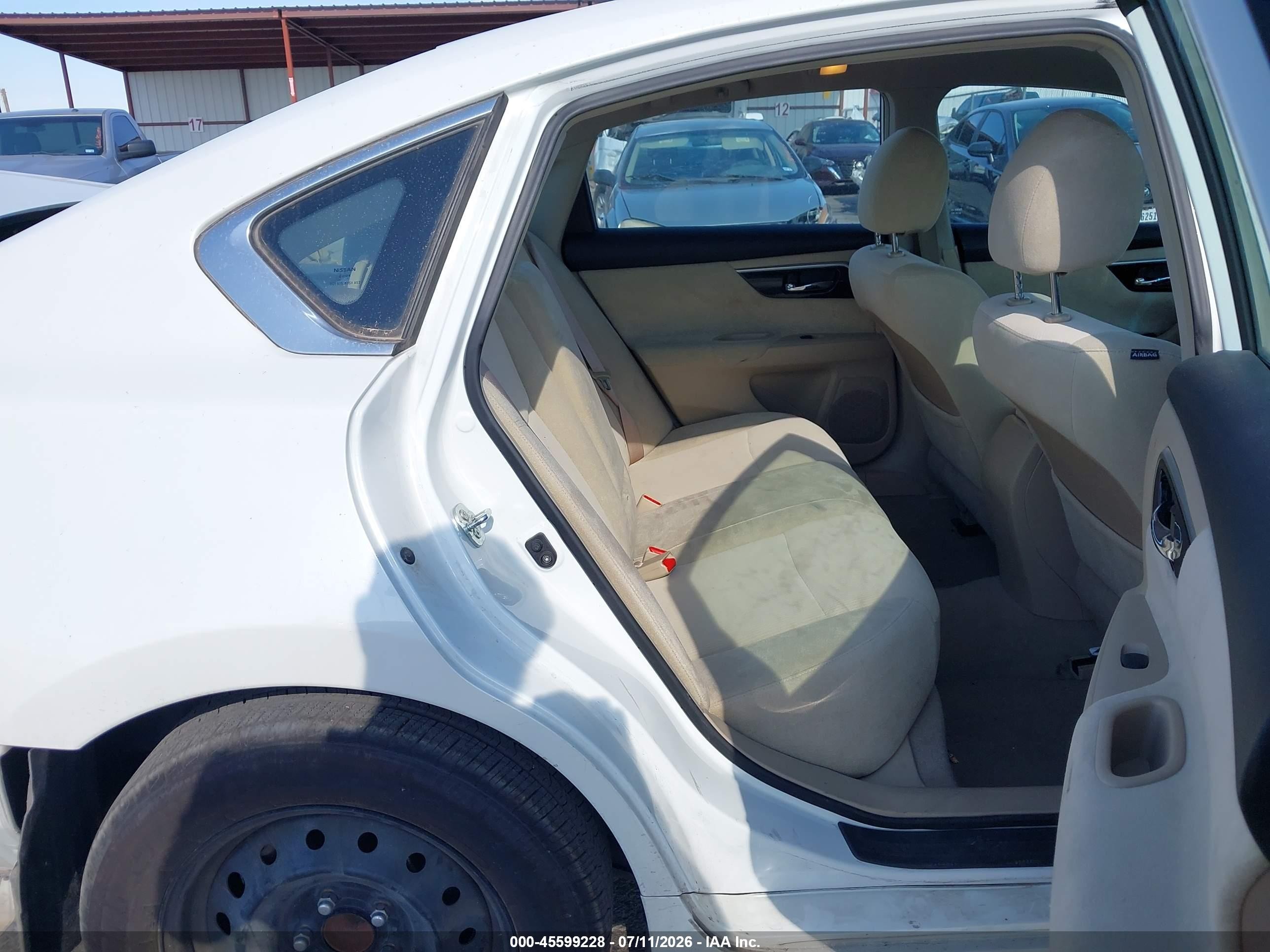 2013 Nissan Altima 2.5 S White vin: 1N4AL3AP4DC106499