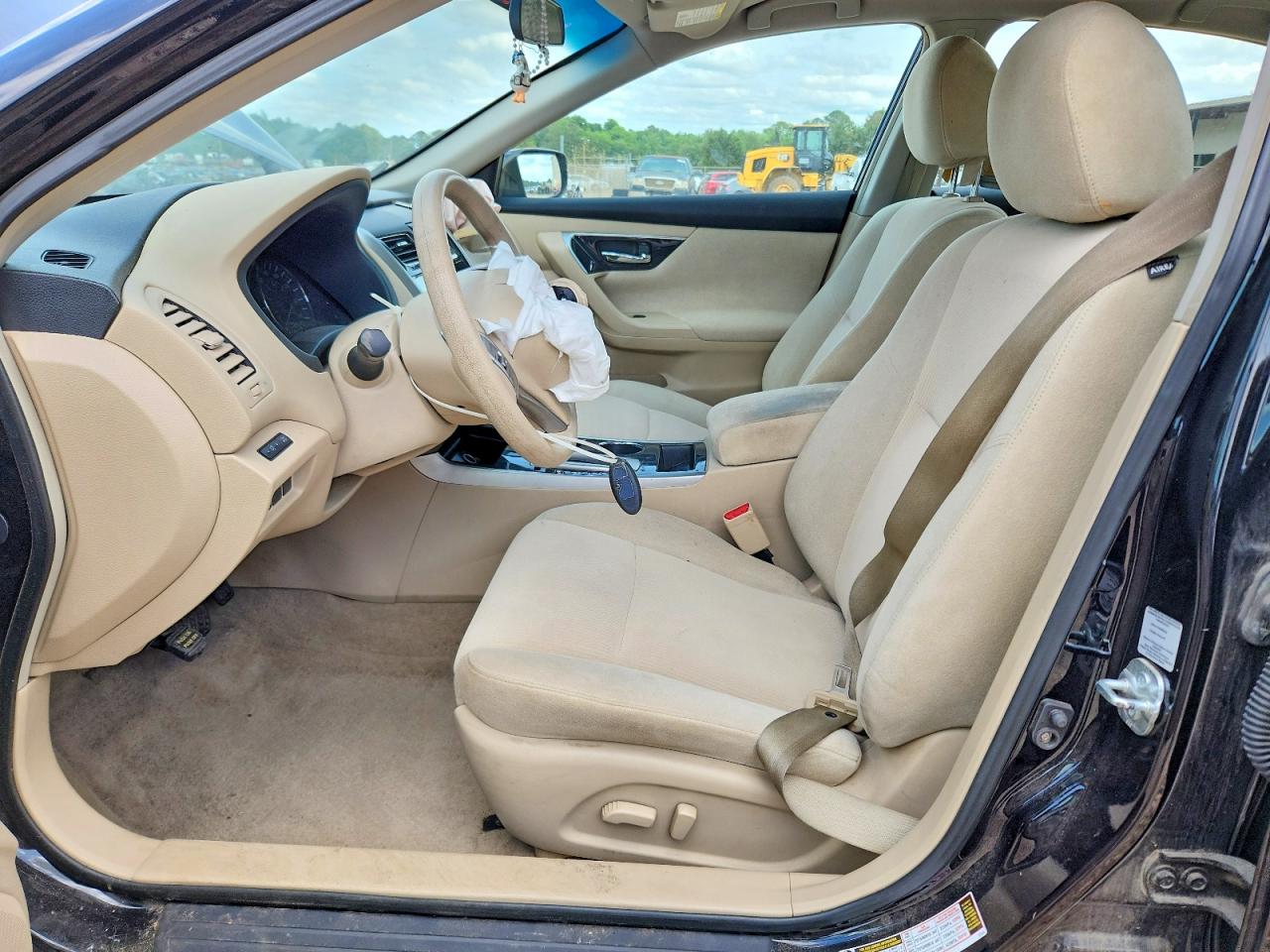 2013 Niss Altima Black vin: 1N4AL3AP4DC117728