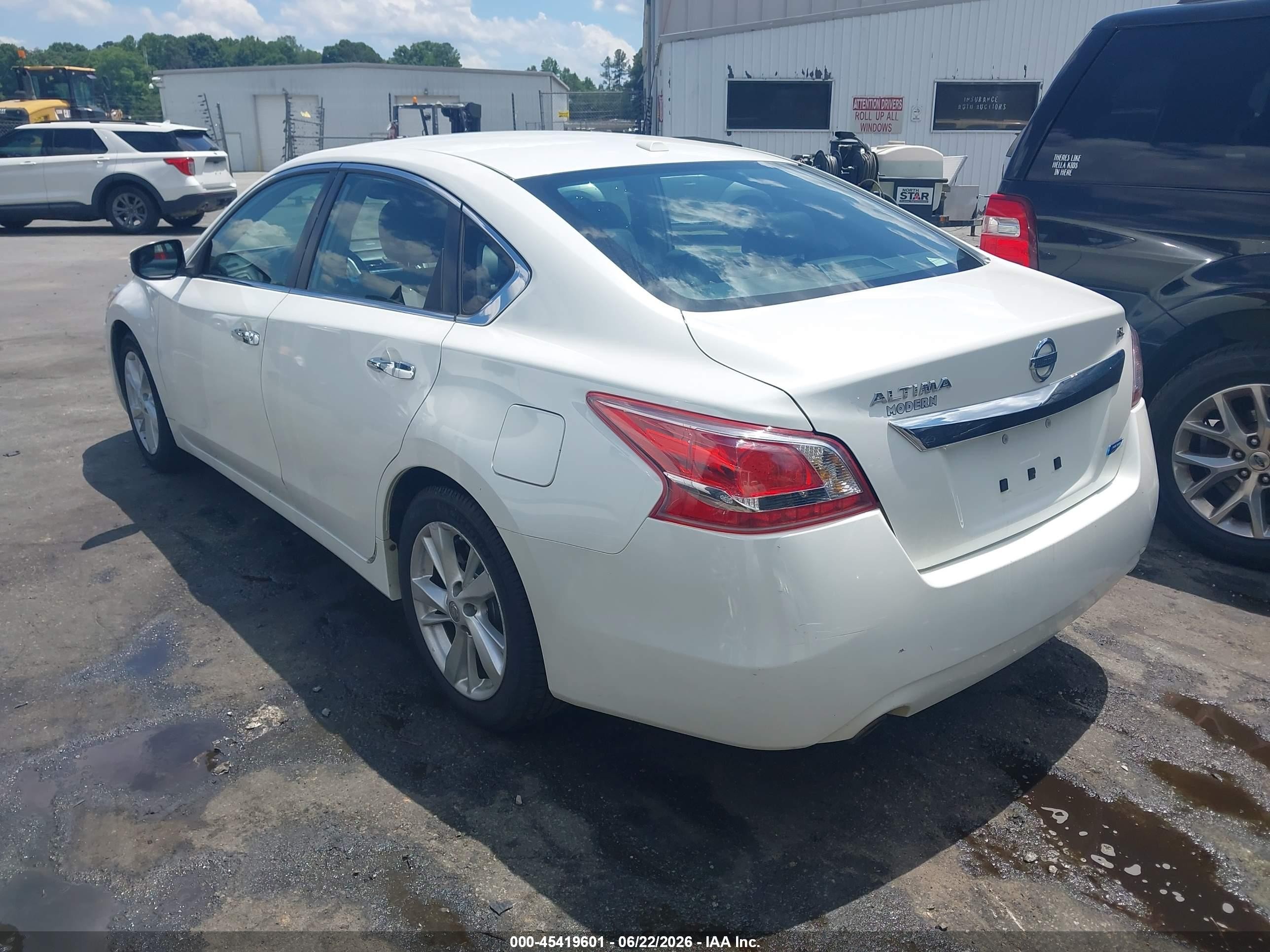 2013 Nissan Altima 2.5 Sl White vin: 1N4AL3AP4DC119186