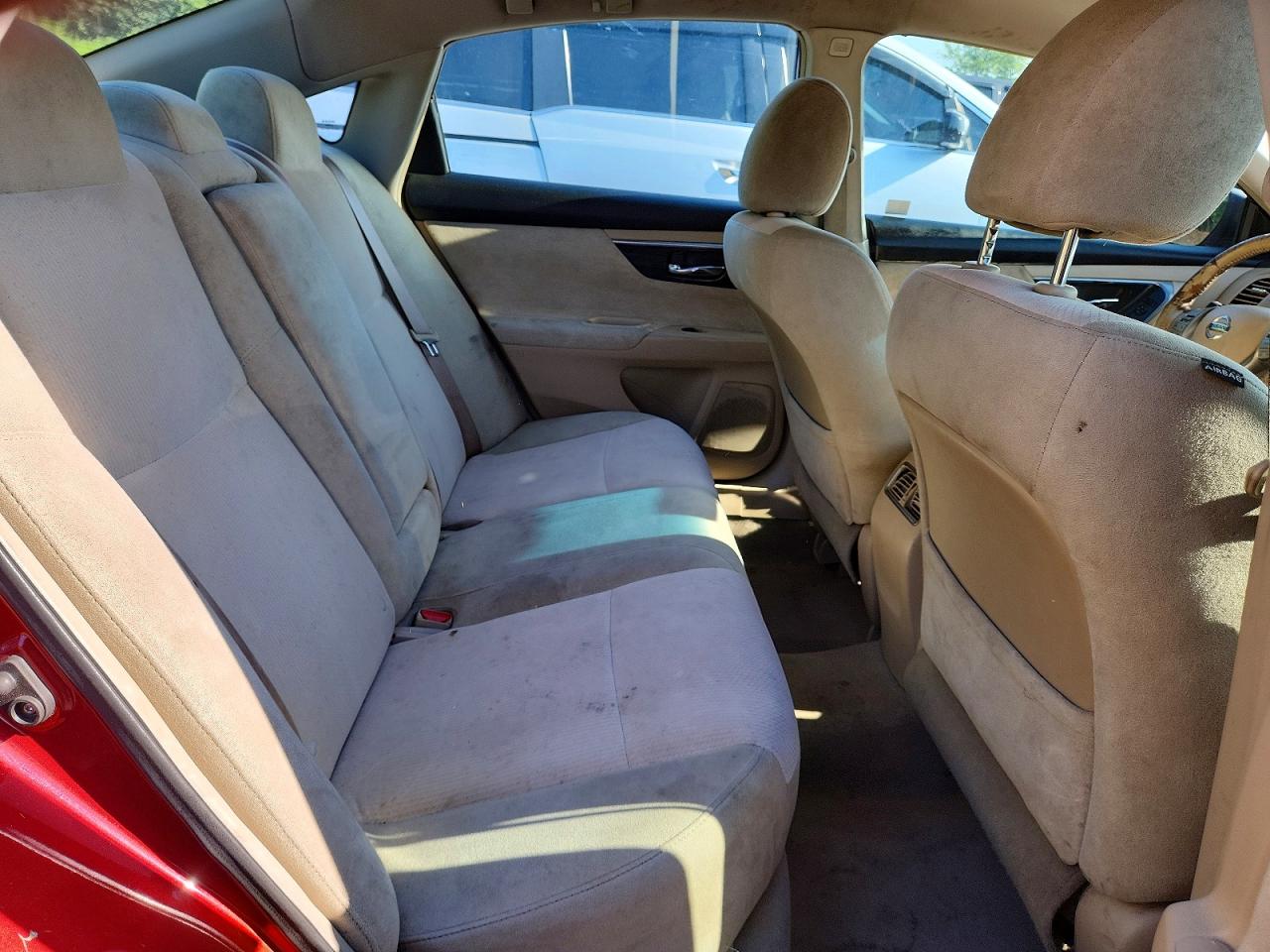 2013 Nissan Altima 2.5 Red vin: 1N4AL3AP4DC143844
