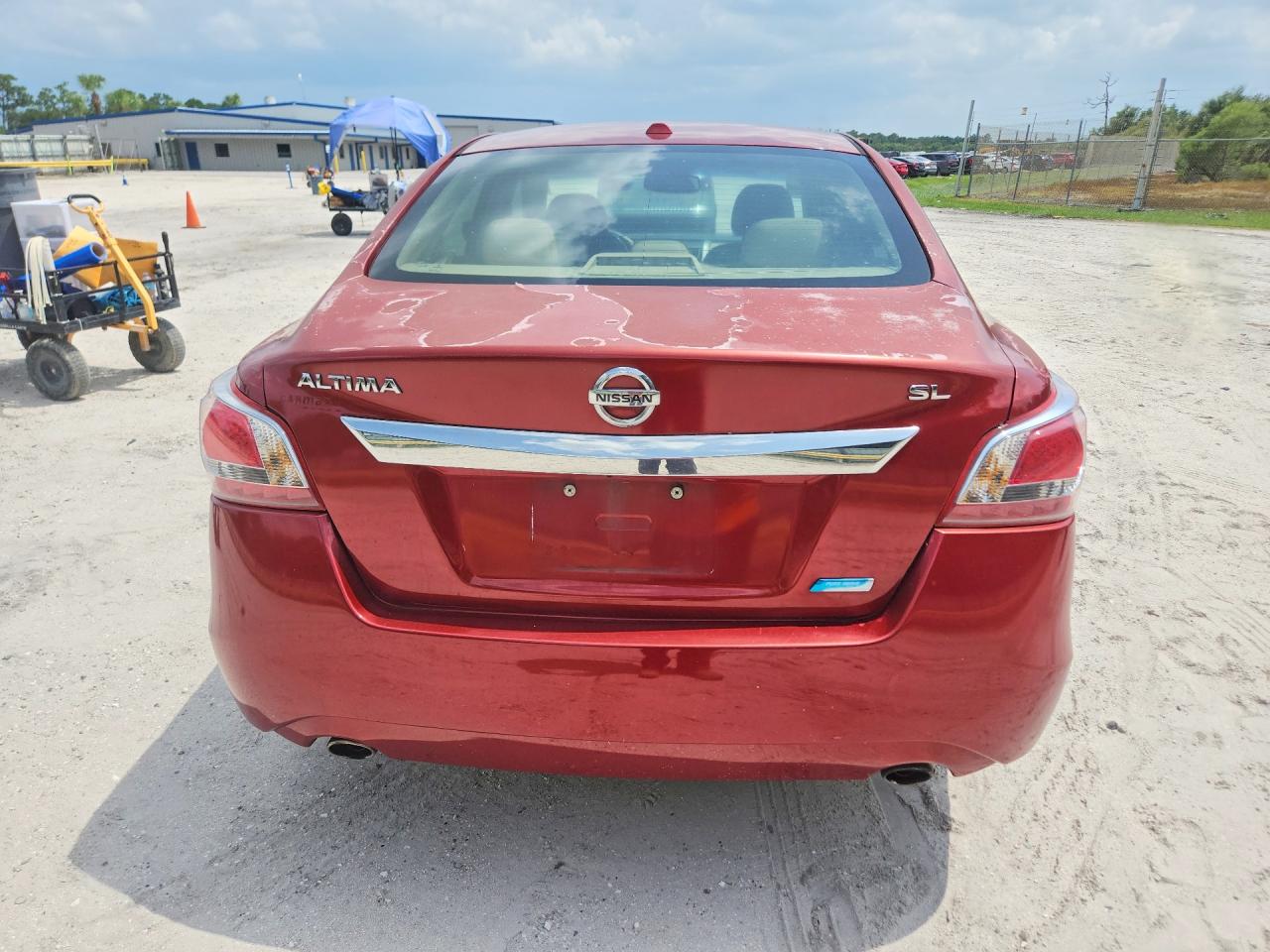 2013 Nissan Altima 2.5 Red vin: 1N4AL3AP4DC151460