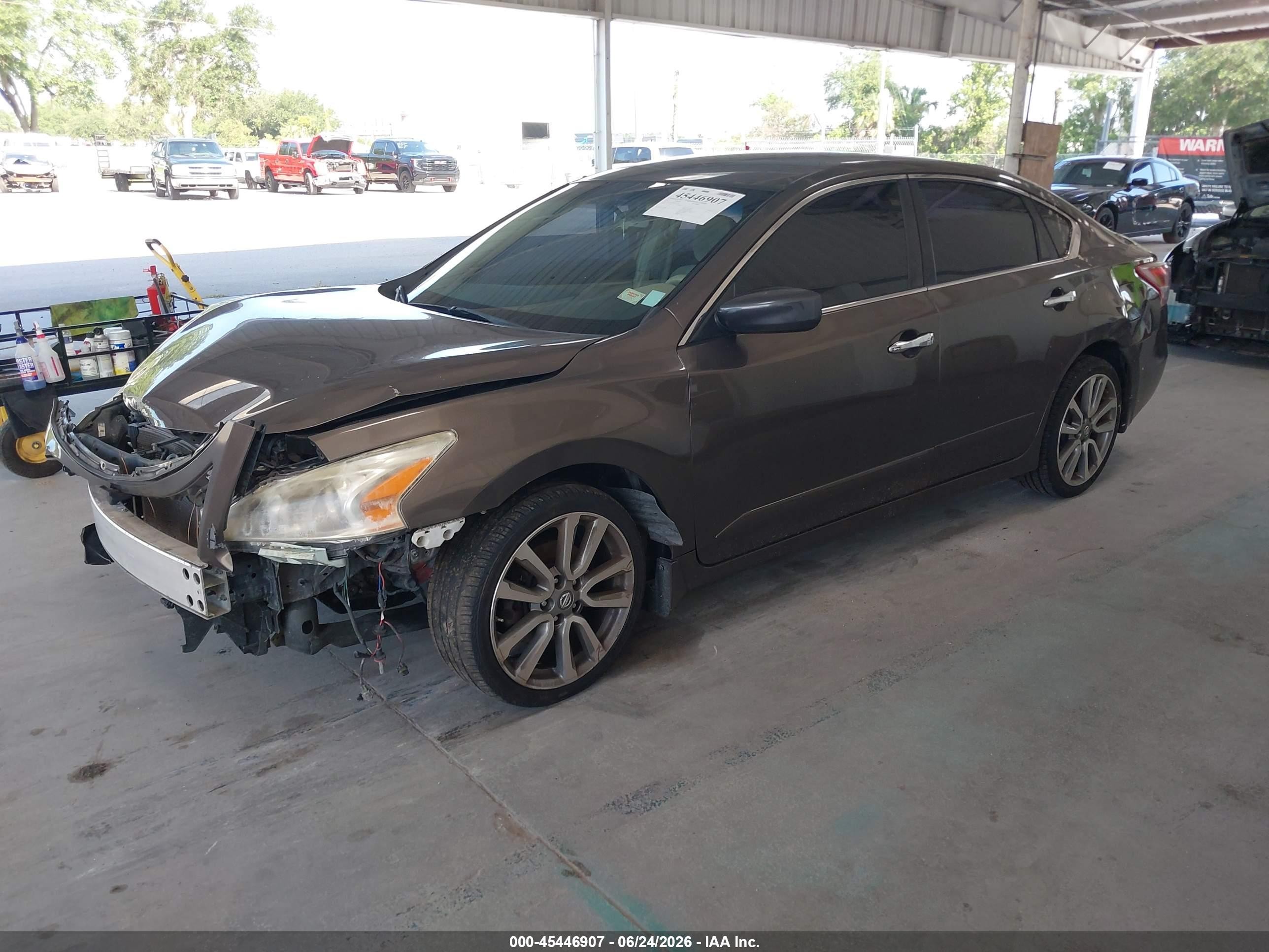 2013 Nissan Altima 2.5 S Brown vin: 1N4AL3AP4DC154701