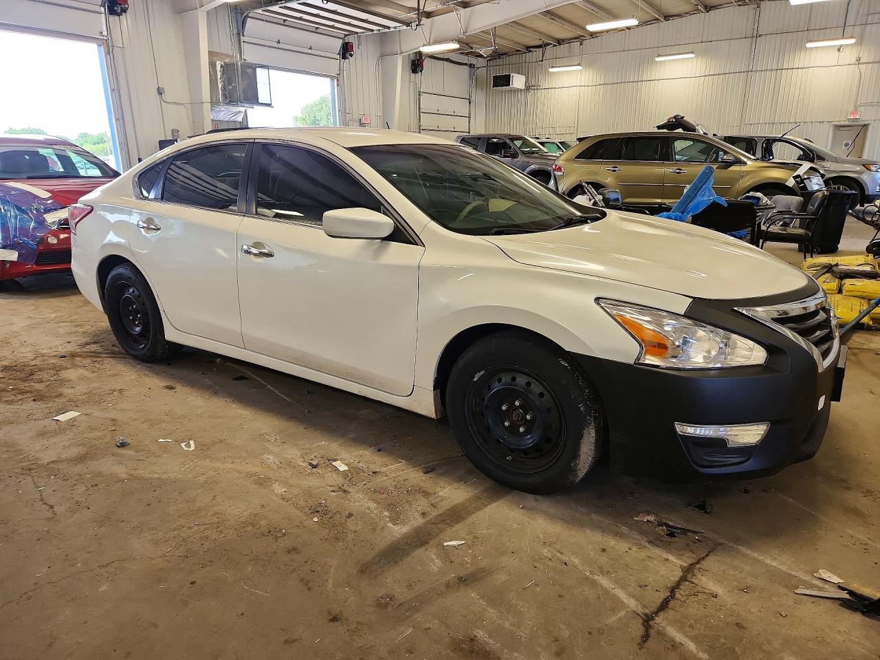 2013 Nissan Altima 2.5 Белый vin: 1N4AL3AP4DC154875