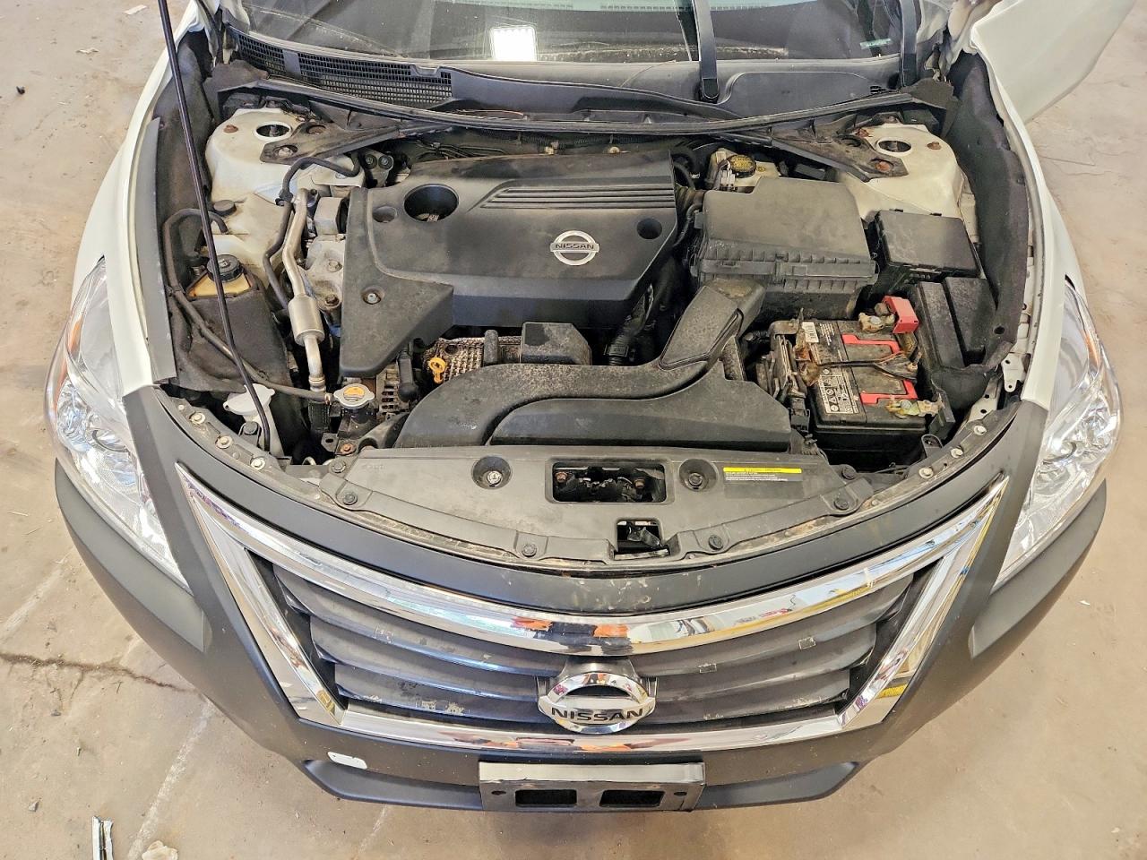 2013 Nissan Altima 2.5 Белый vin: 1N4AL3AP4DC154875