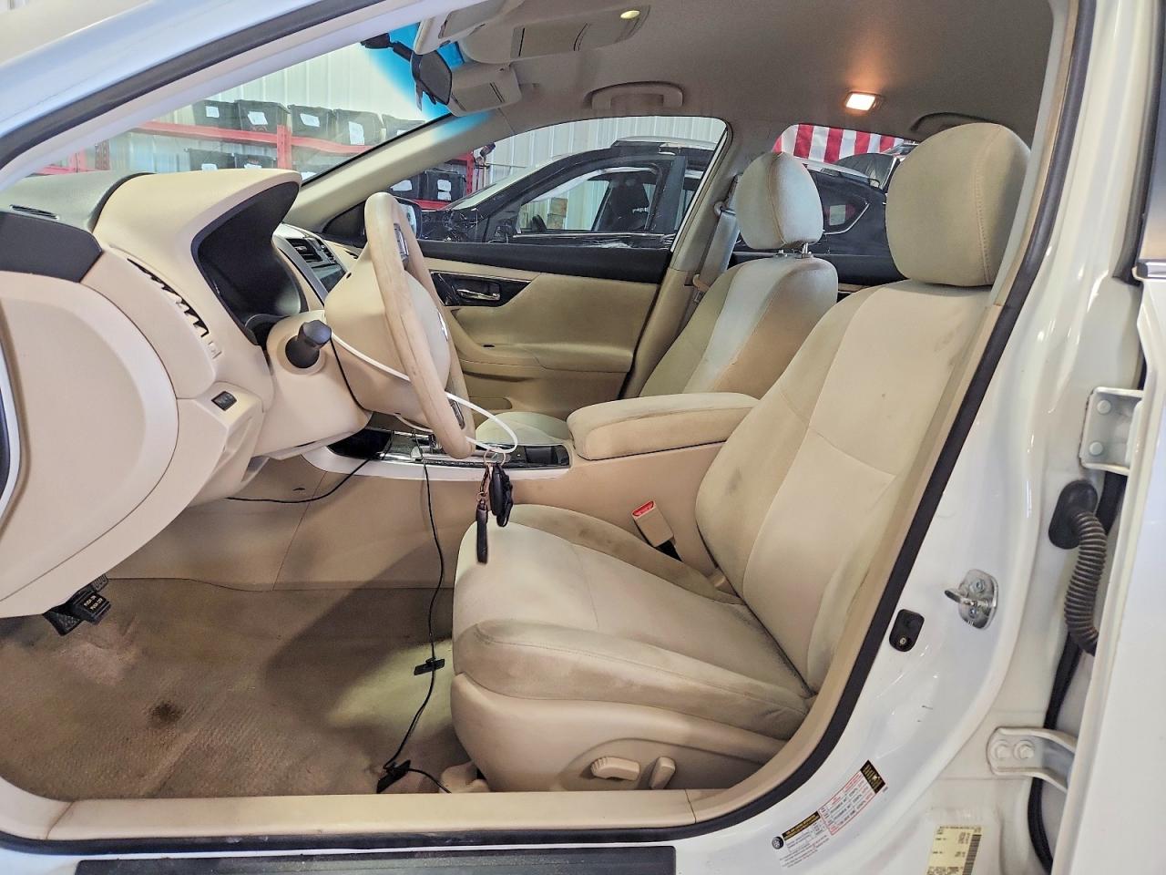 2013 Nissan Altima 2.5 Белый vin: 1N4AL3AP4DC154875