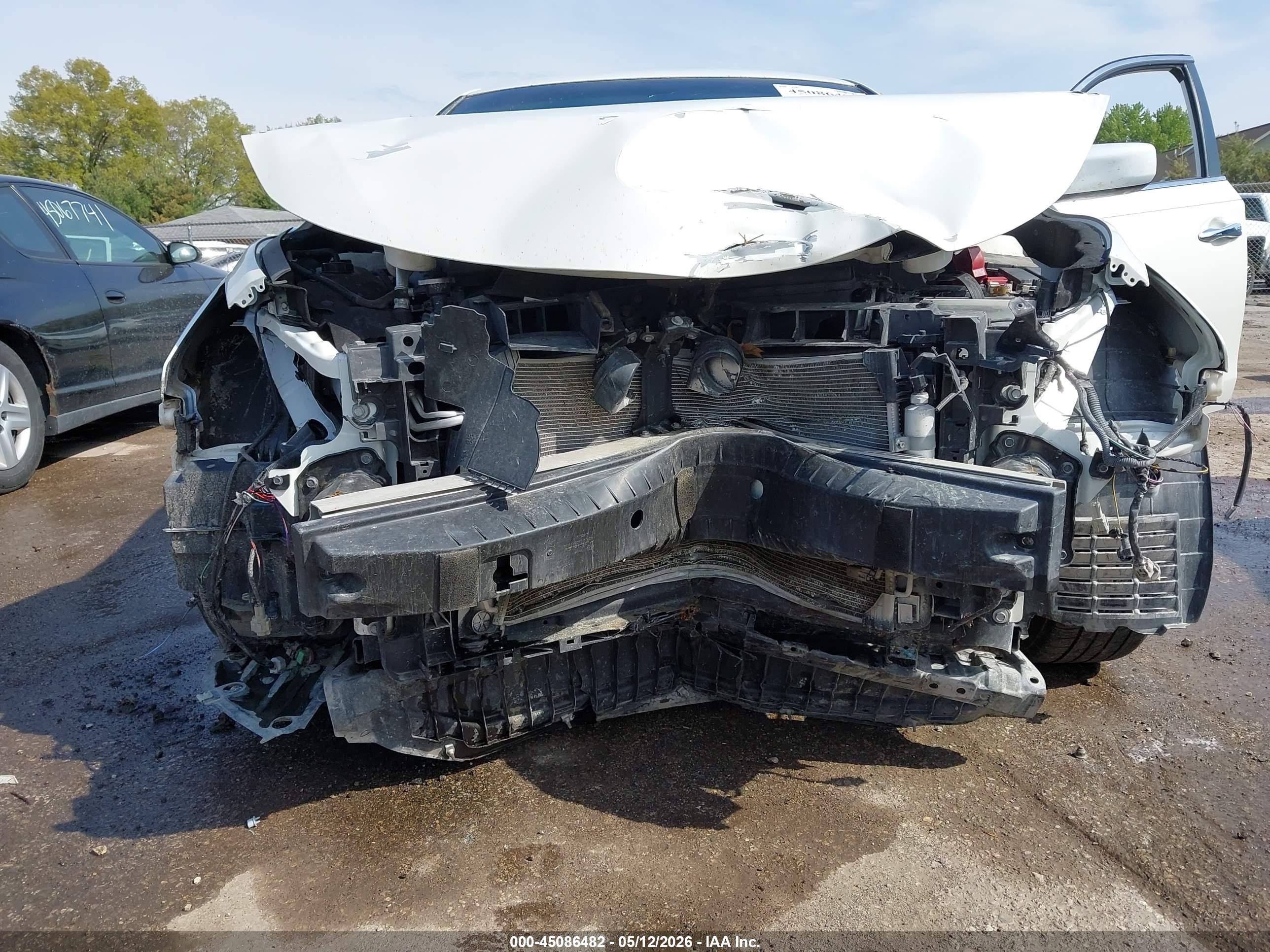 2013 Nissan Altima 2.5 Sv White vin: 1N4AL3AP4DC183583