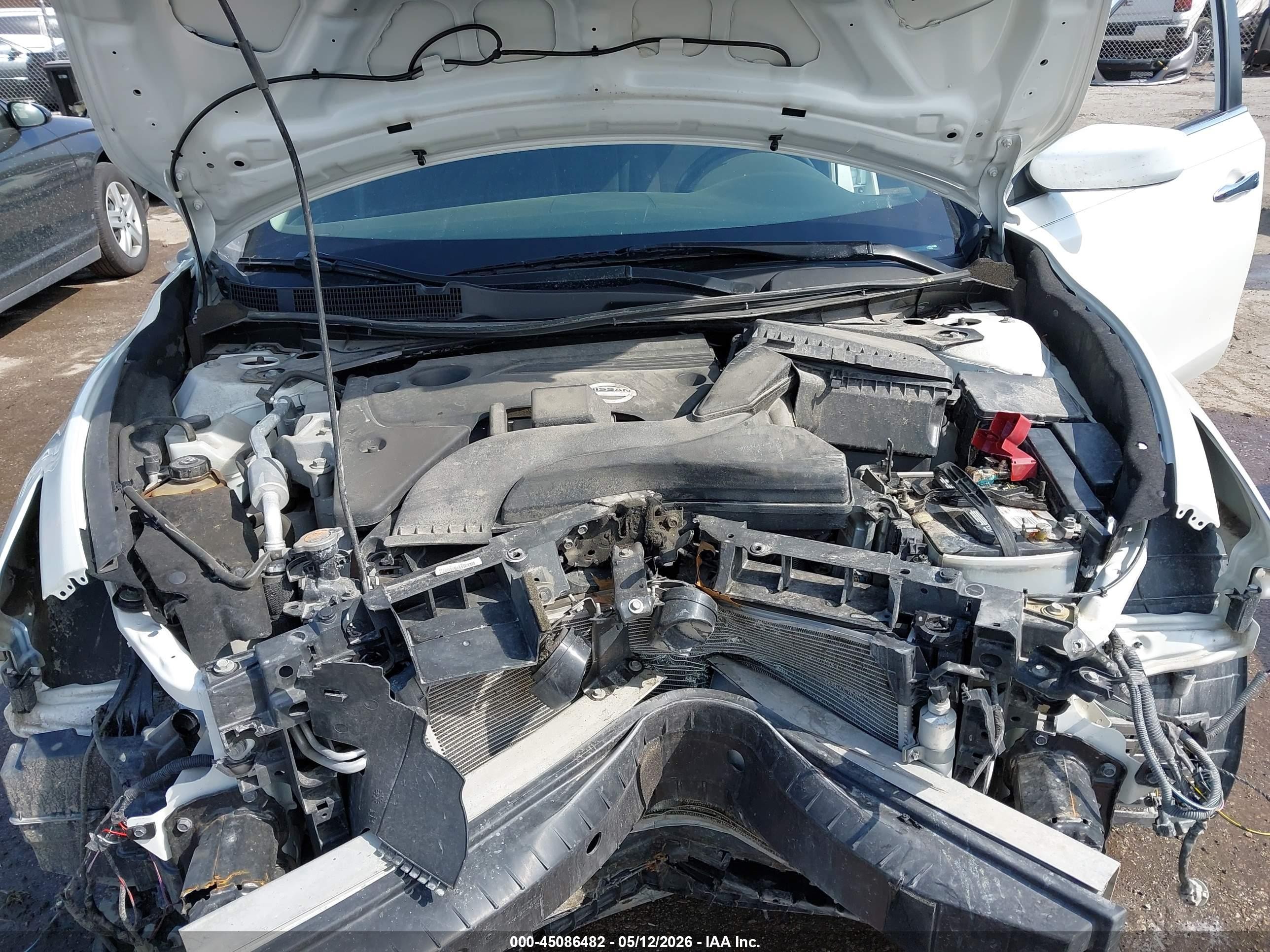 2013 Nissan Altima 2.5 Sv White vin: 1N4AL3AP4DC183583
