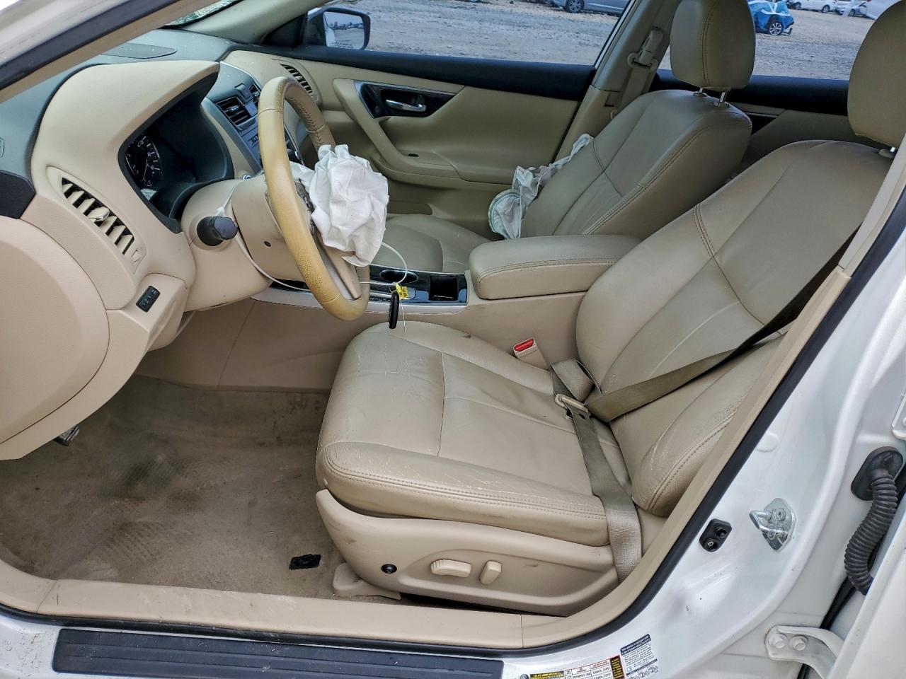 2013 Nissan Altima 2.5 White vin: 1N4AL3AP4DC186306