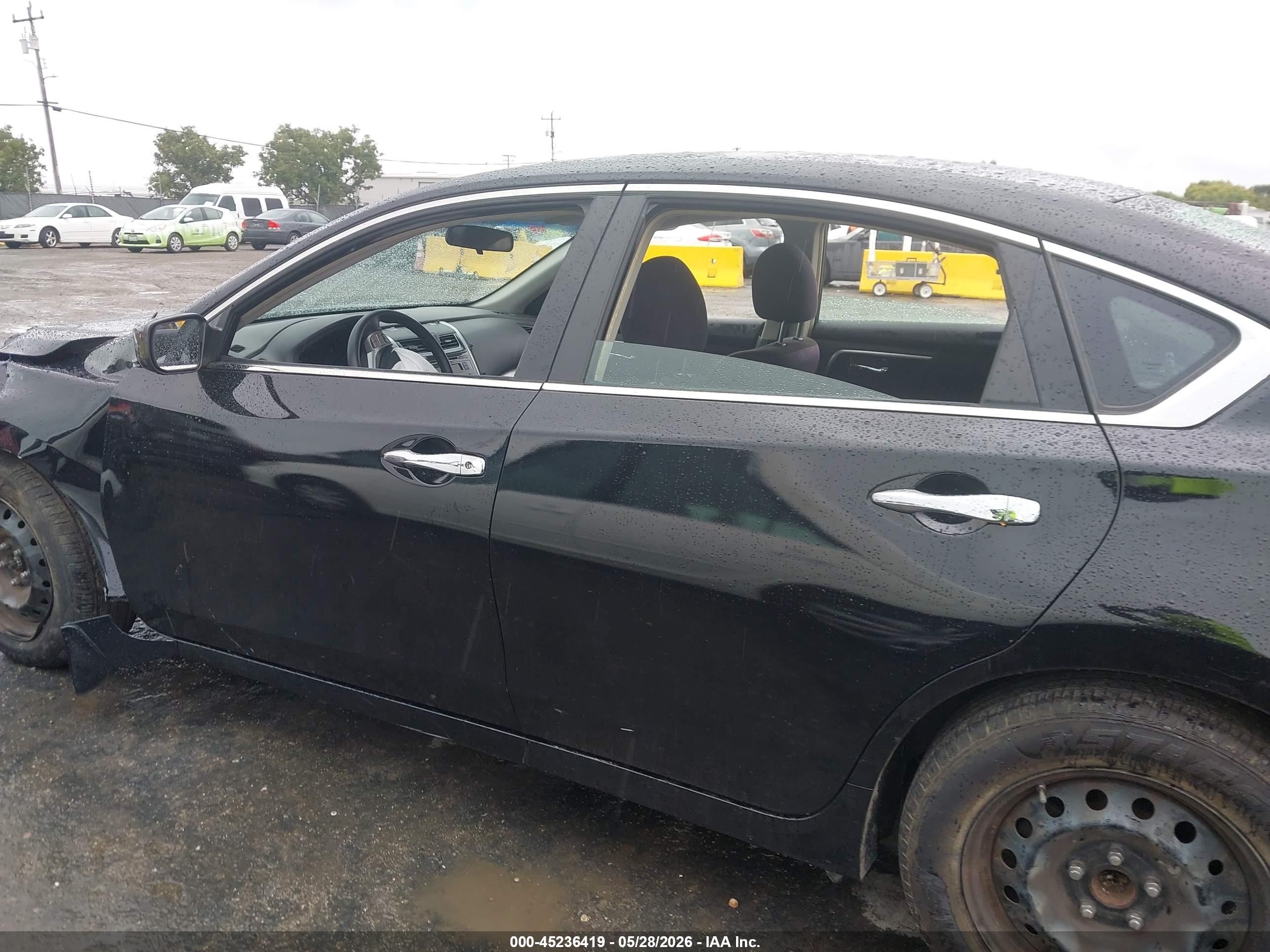 2013 Nissan Altima 2.5 S Black vin: 1N4AL3AP4DC207283
