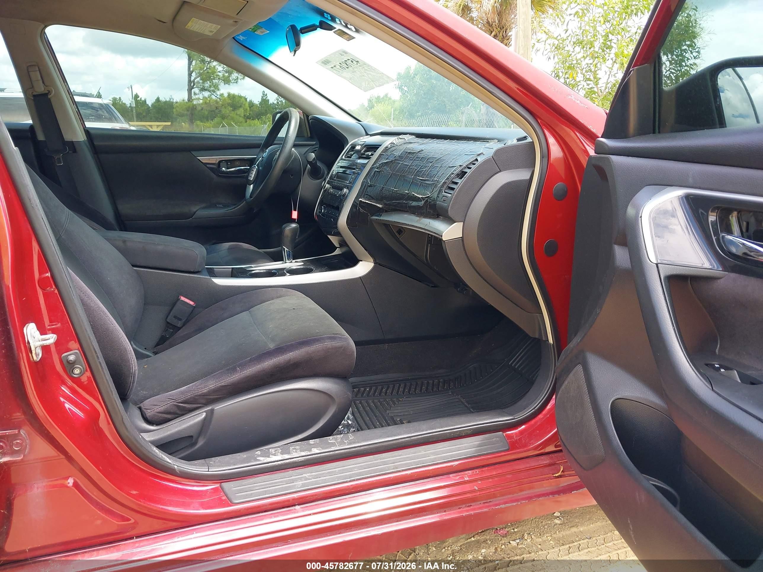 2013 Nissan Altima 2.5 S Red vin: 1N4AL3AP4DC225279