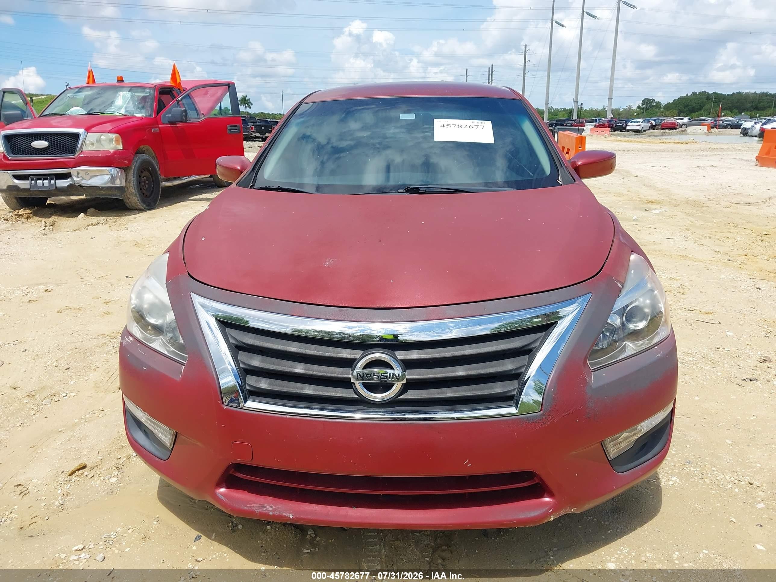 2013 Nissan Altima 2.5 S Red vin: 1N4AL3AP4DC225279