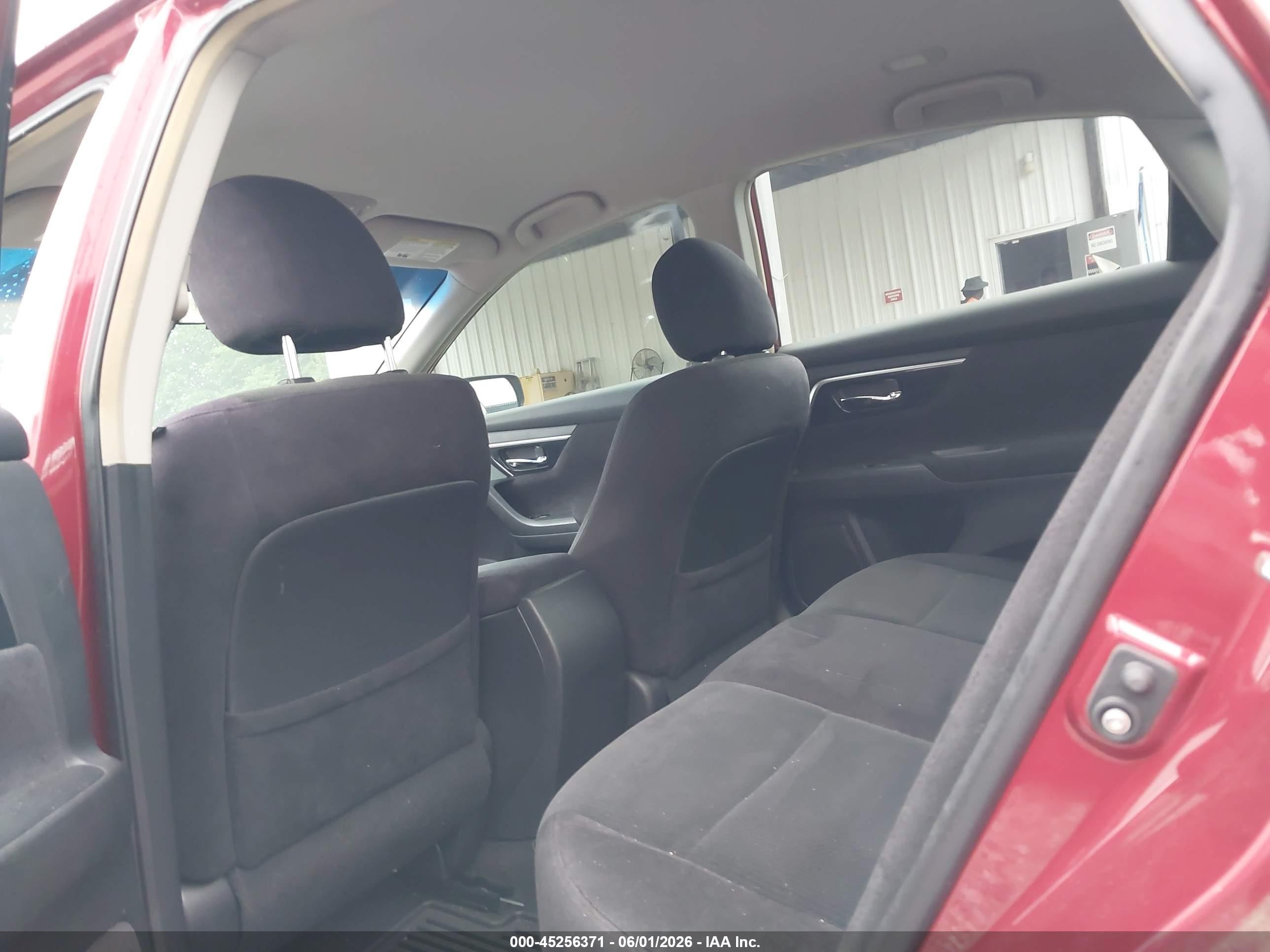 2013 Nissan Altima 2.5 S Red vin: 1N4AL3AP4DC246763