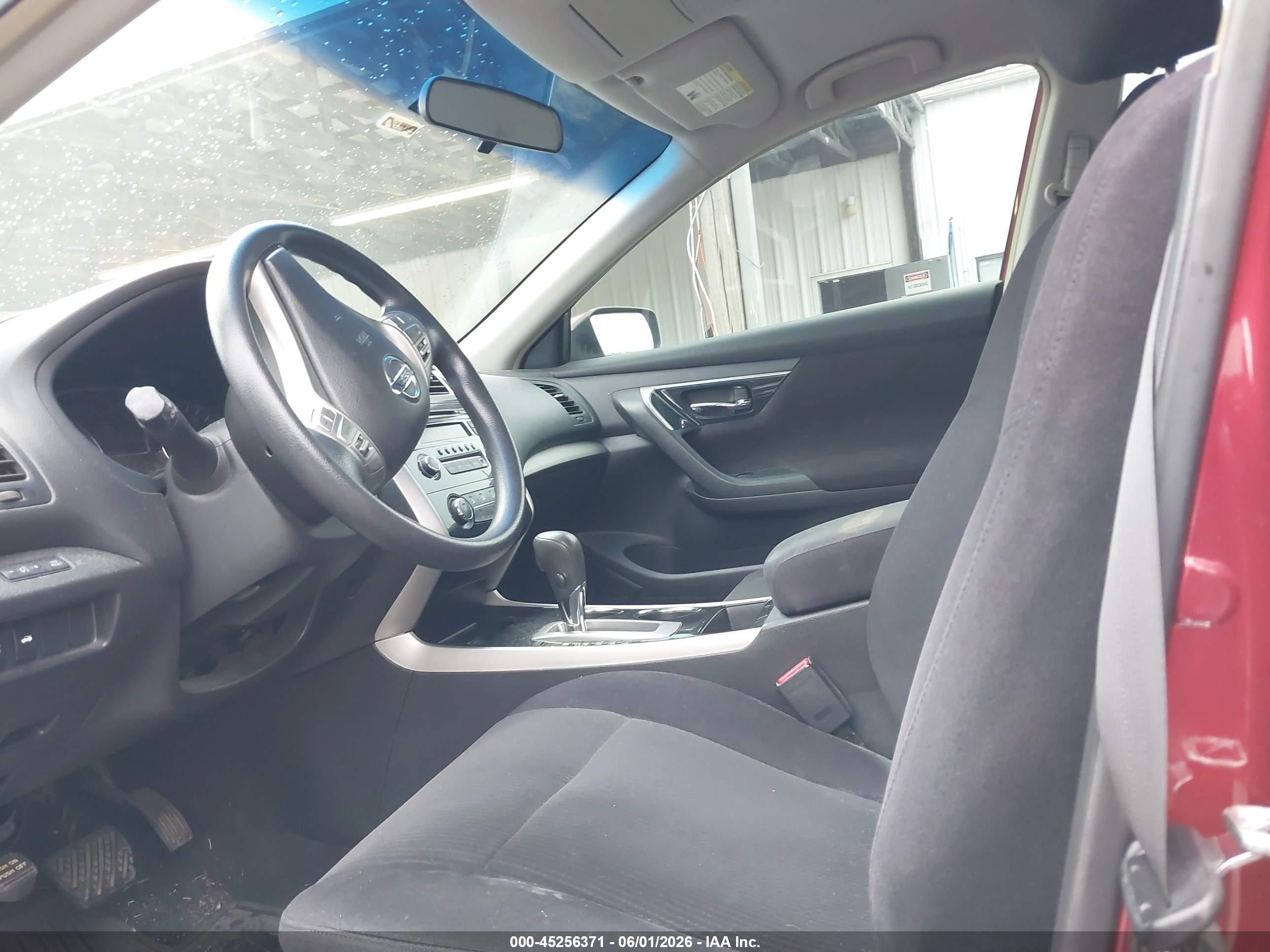 2013 Nissan Altima 2.5 S Red vin: 1N4AL3AP4DC246763