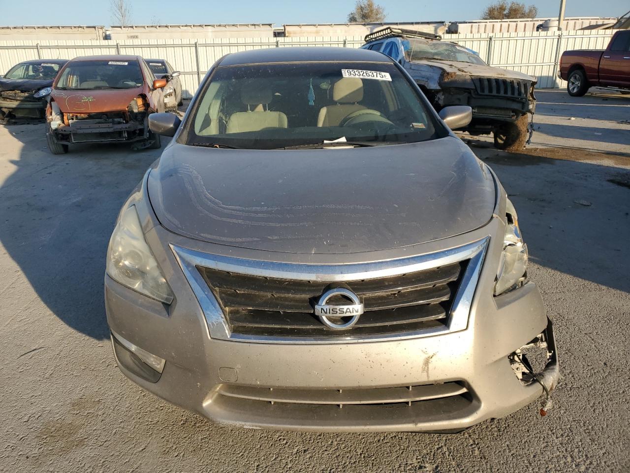 2013 Nissan Altima 2.5 Gold vin: 1N4AL3AP4DC250179