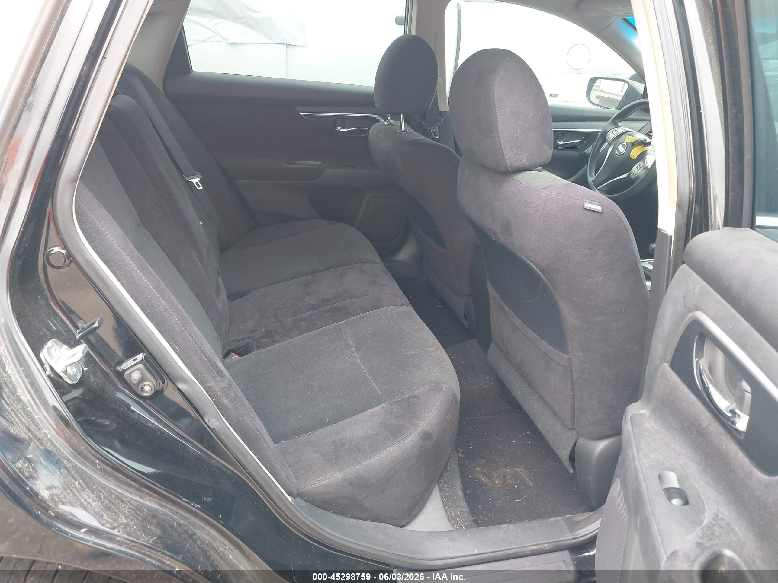 2013 Nissan Altima 2.5 S Черный vin: 1N4AL3AP4DC266138