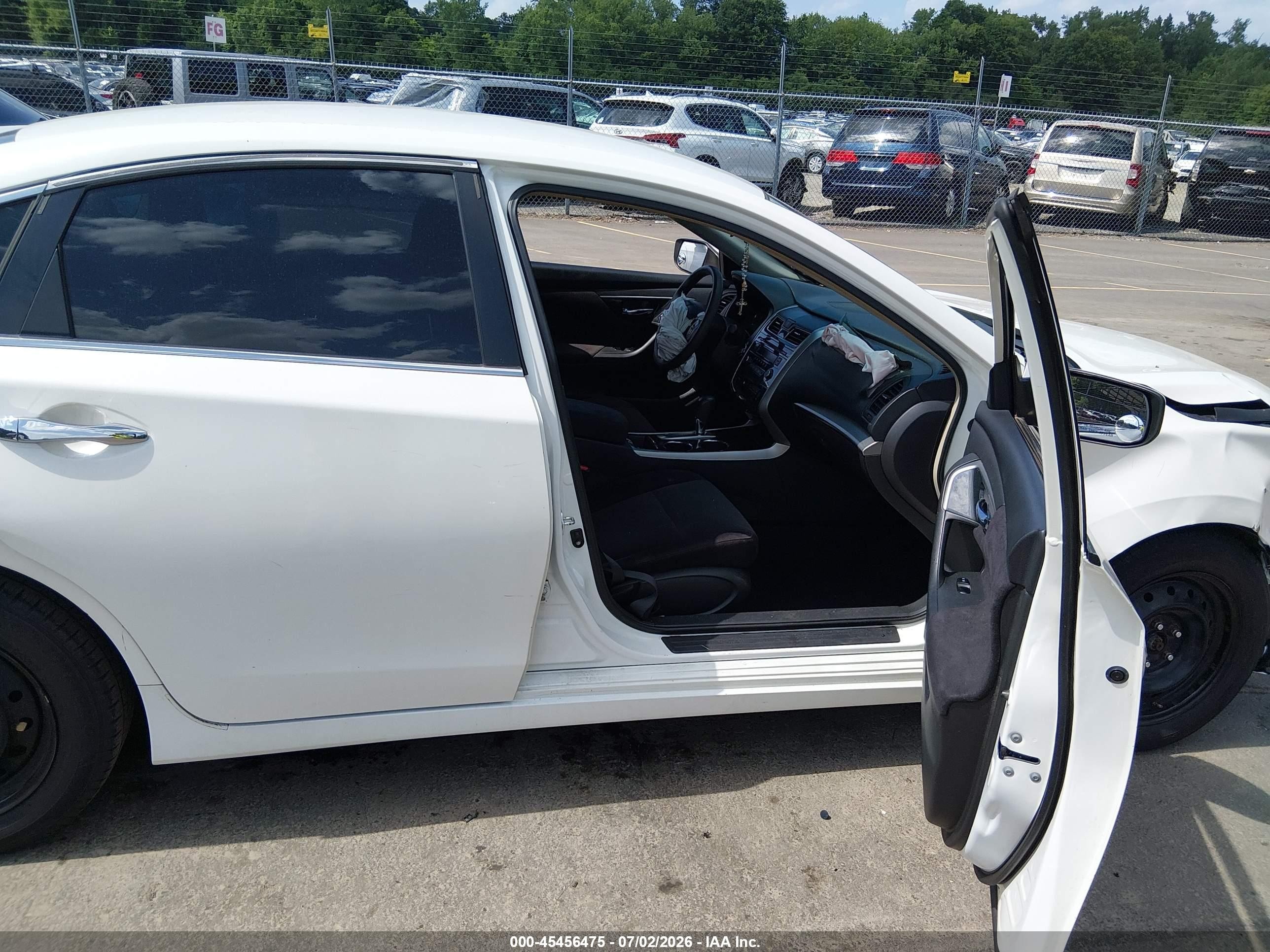 2013 Nissan Altima 2.5 S White vin: 1N4AL3AP4DC269086