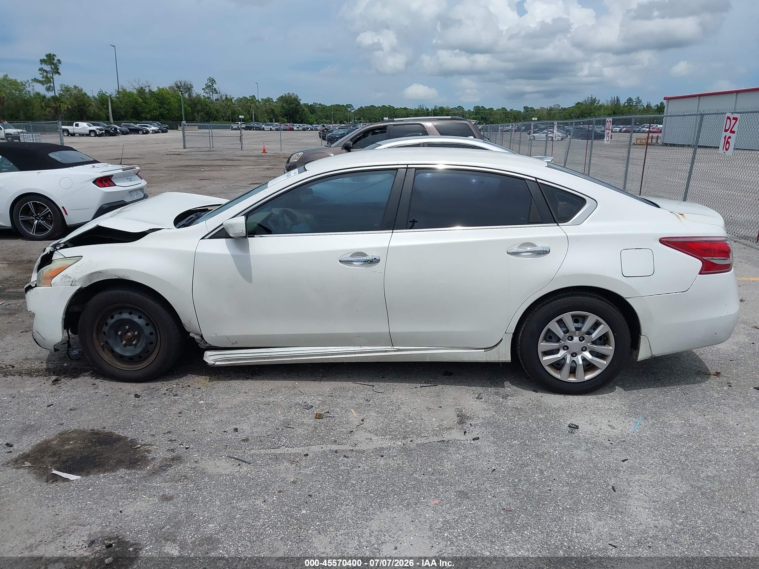 2013 Nissan Altima 2.5 S Белый vin: 1N4AL3AP4DC282680