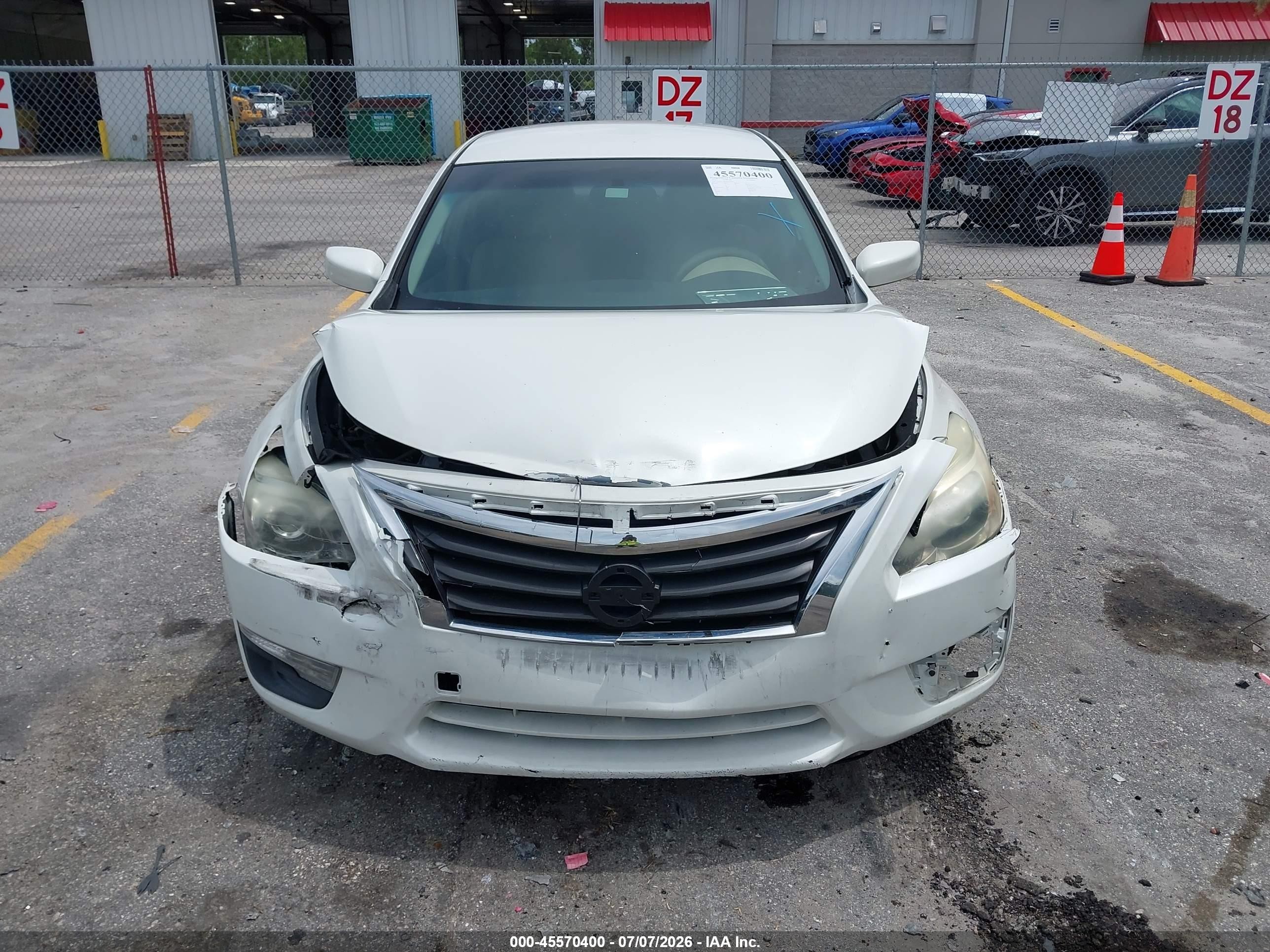 2013 Nissan Altima 2.5 S Белый vin: 1N4AL3AP4DC282680