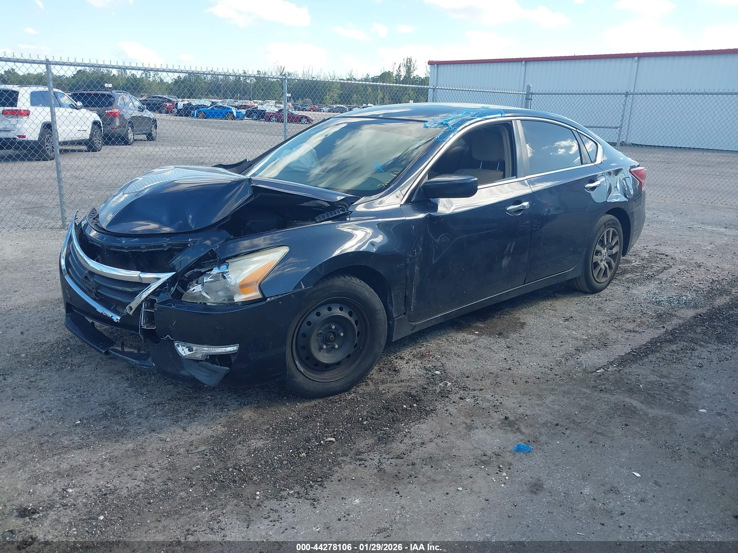 2013 Nissan Altima 2.5 S Dark Blue vin: 1N4AL3AP4DC902010
