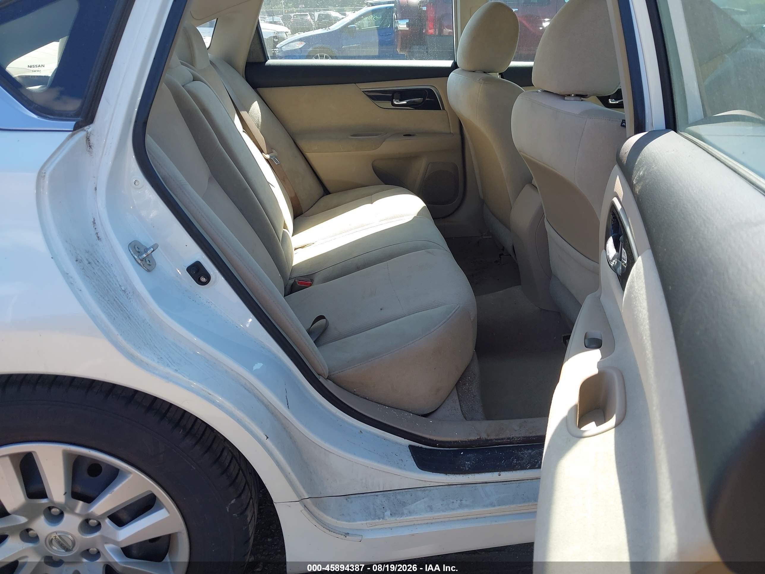 2013 Nissan Altima 2.5 Белый vin: 1N4AL3AP4DC908535