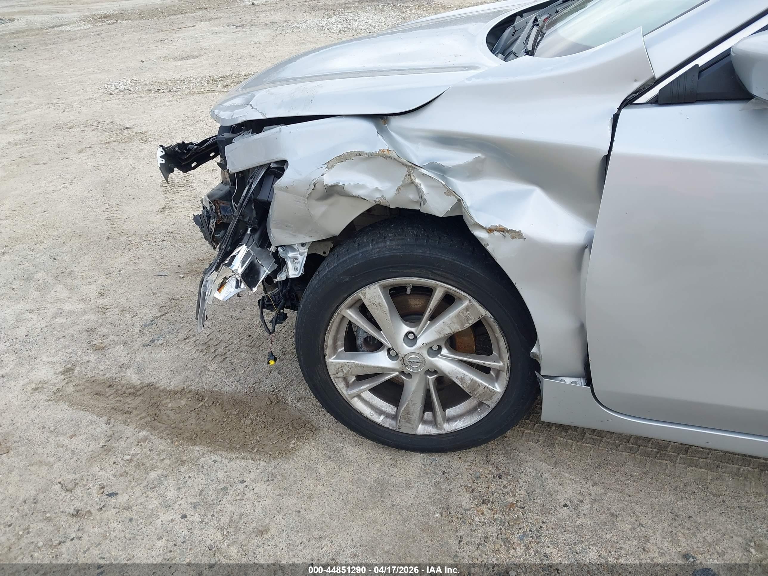 2013 Nissan Altima 2.5 Sv Серебряный vin: 1N4AL3AP4DN423588