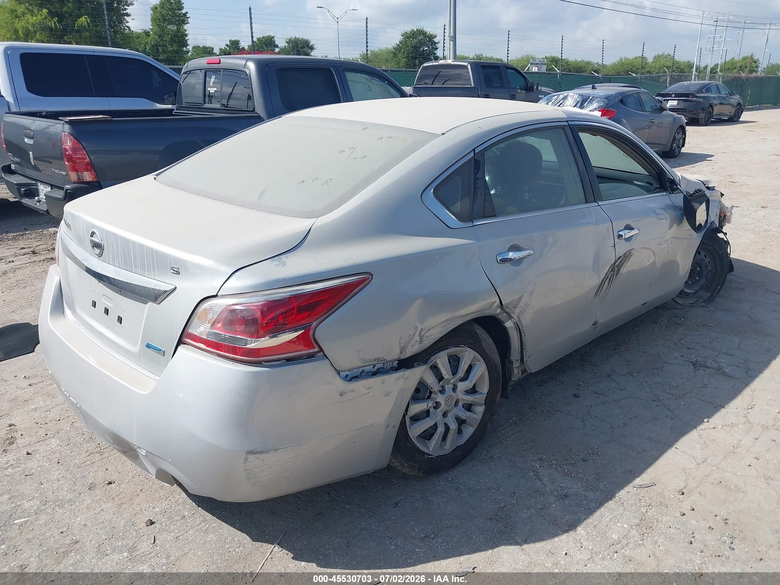 2013 Nissan Altima 2.5 S Серебряный vin: 1N4AL3AP4DN428886