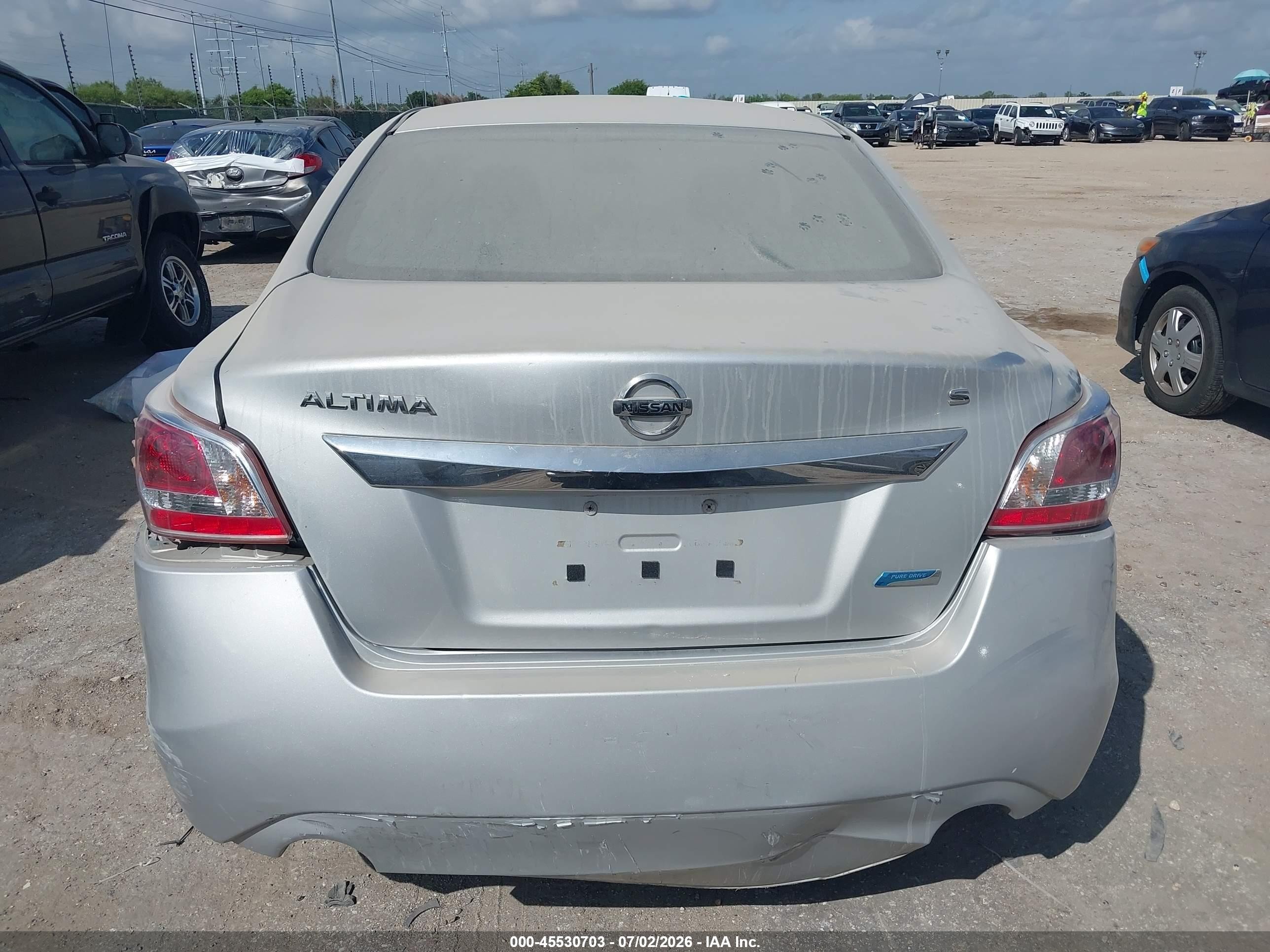 2013 Nissan Altima 2.5 S Серебряный vin: 1N4AL3AP4DN428886