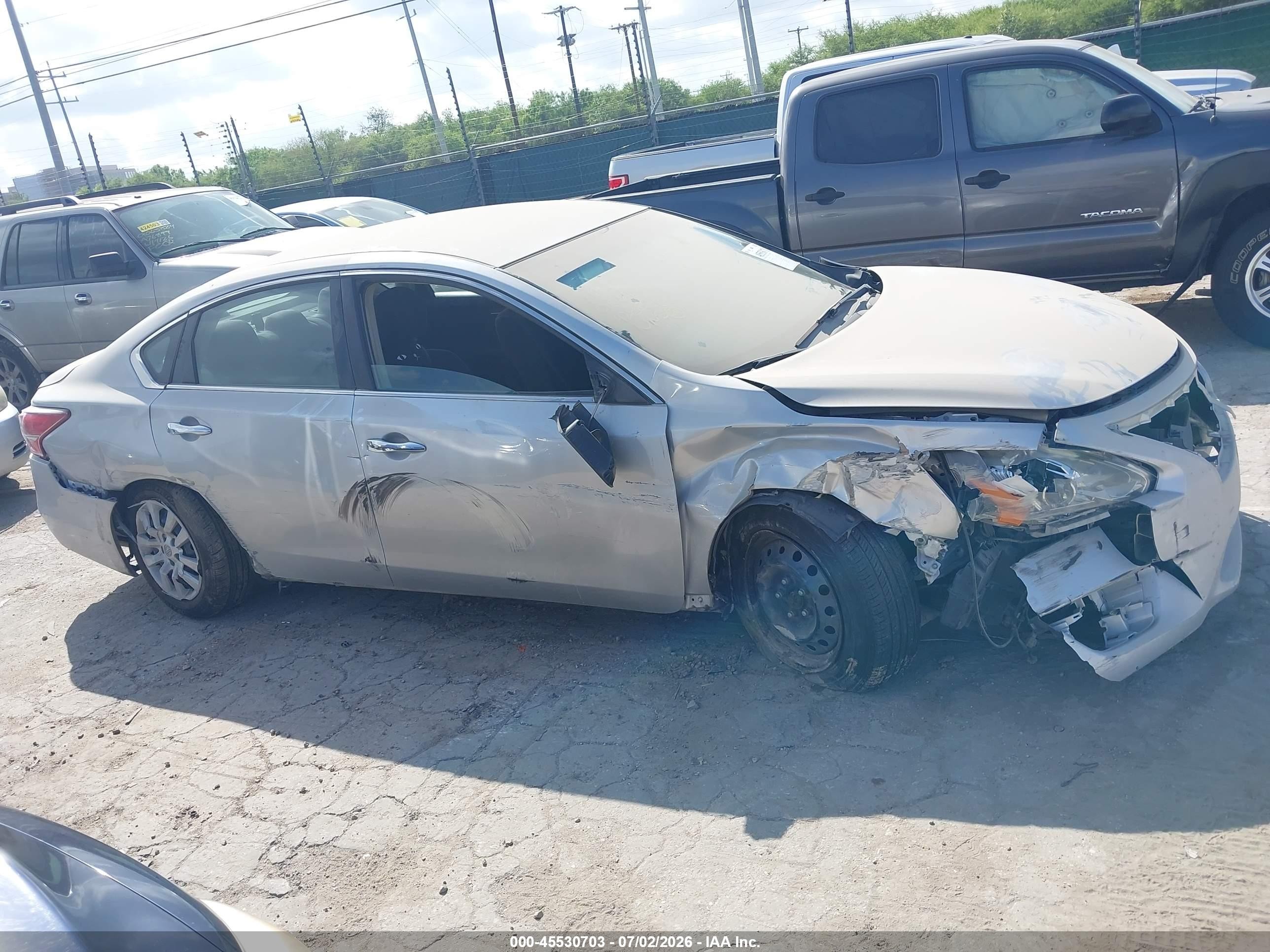 2013 Nissan Altima 2.5 S Серебряный vin: 1N4AL3AP4DN428886