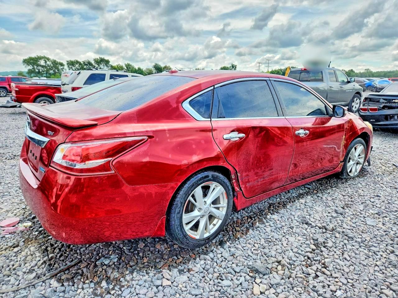 2013 Nissan Altima 2.5 Red vin: 1N4AL3AP4DN436874